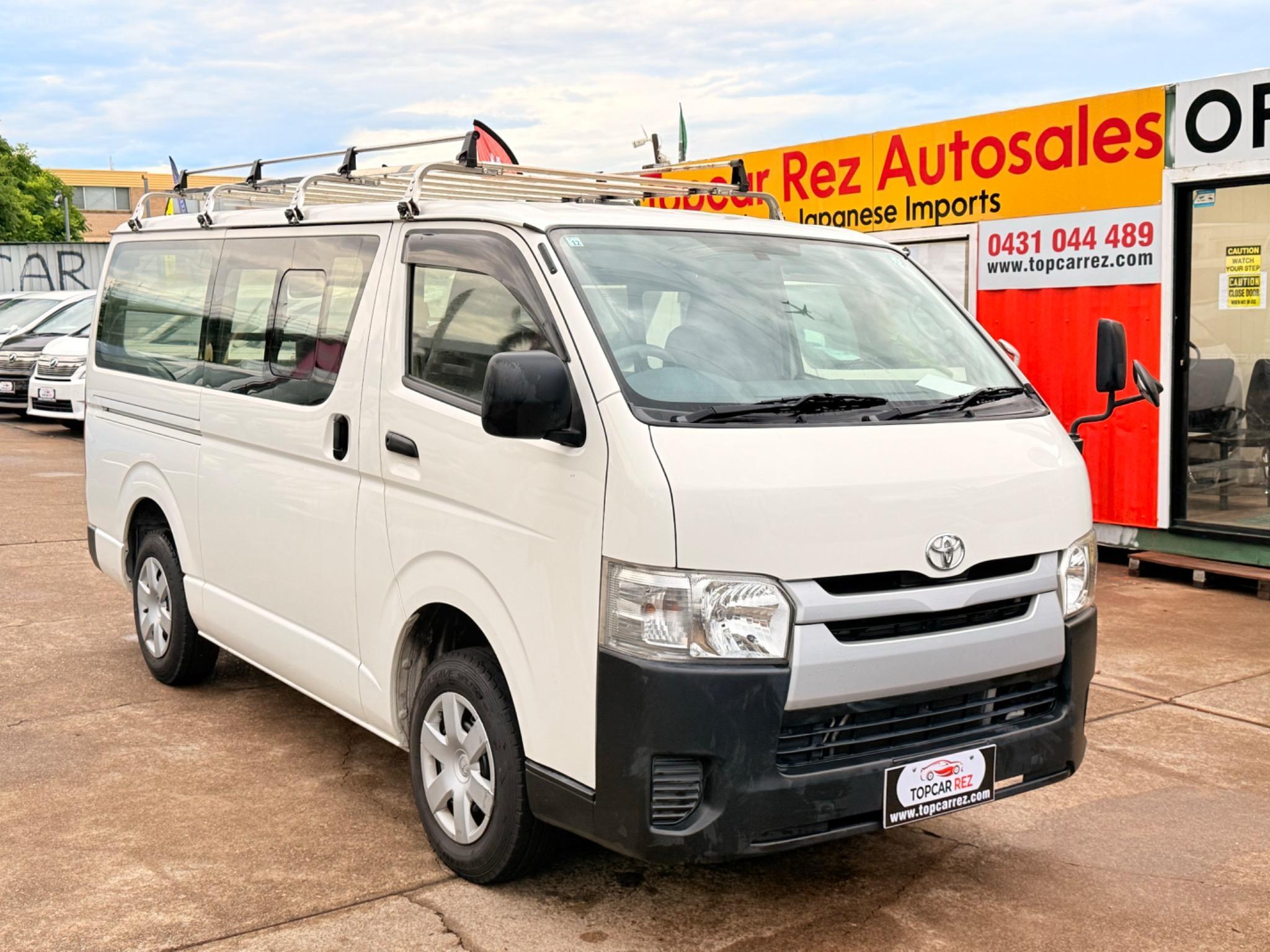 TOYOTA HIACE DX TRH200
