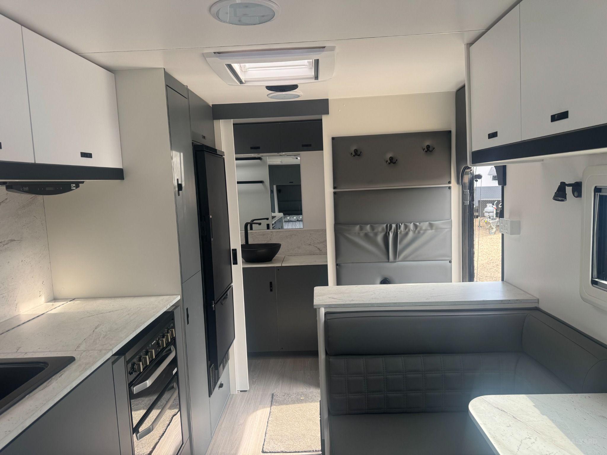 VISCOUNT WILDSHARK 3.5 