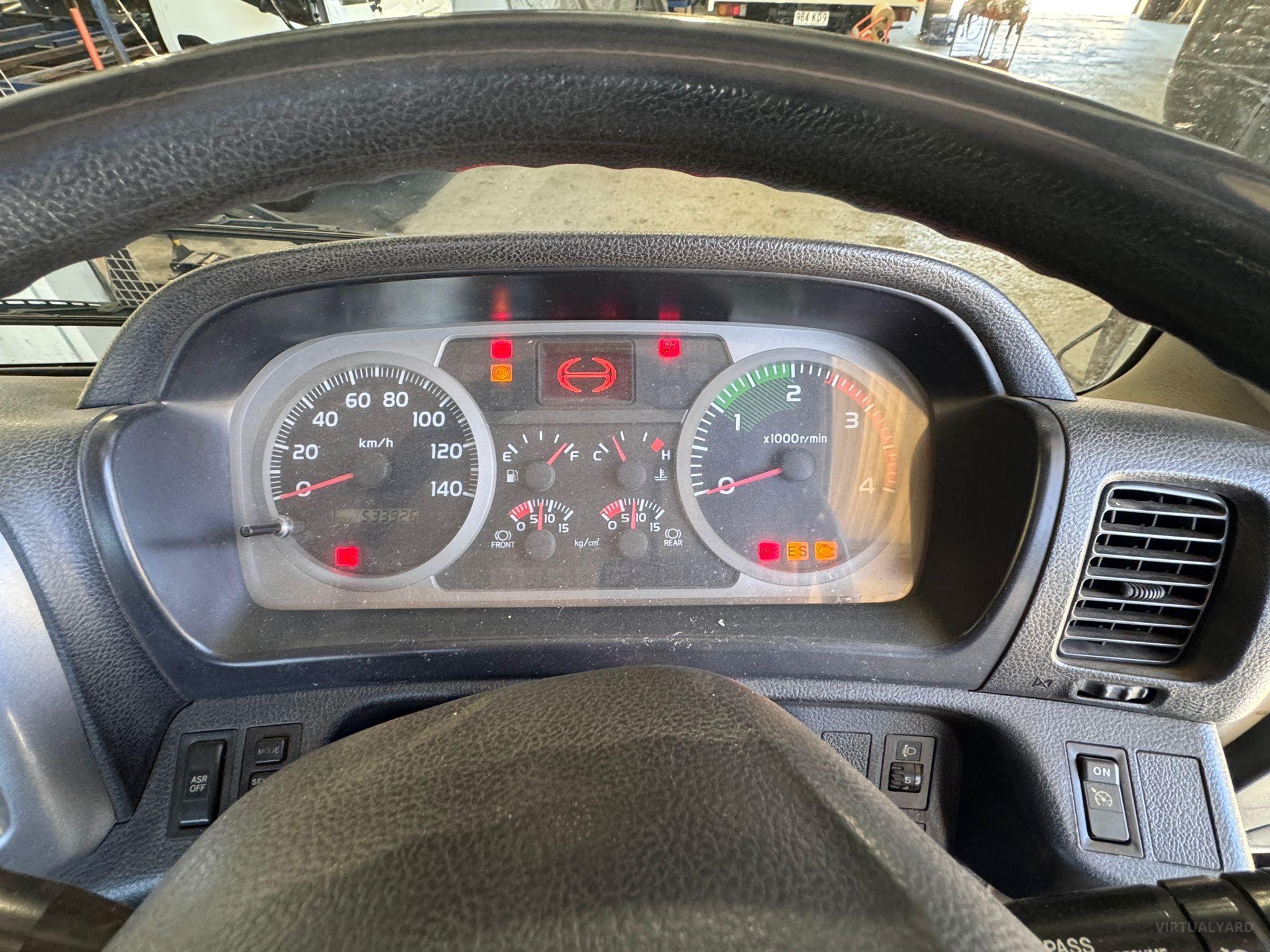 HINO 500 SERIES 1022 Glass Transporter