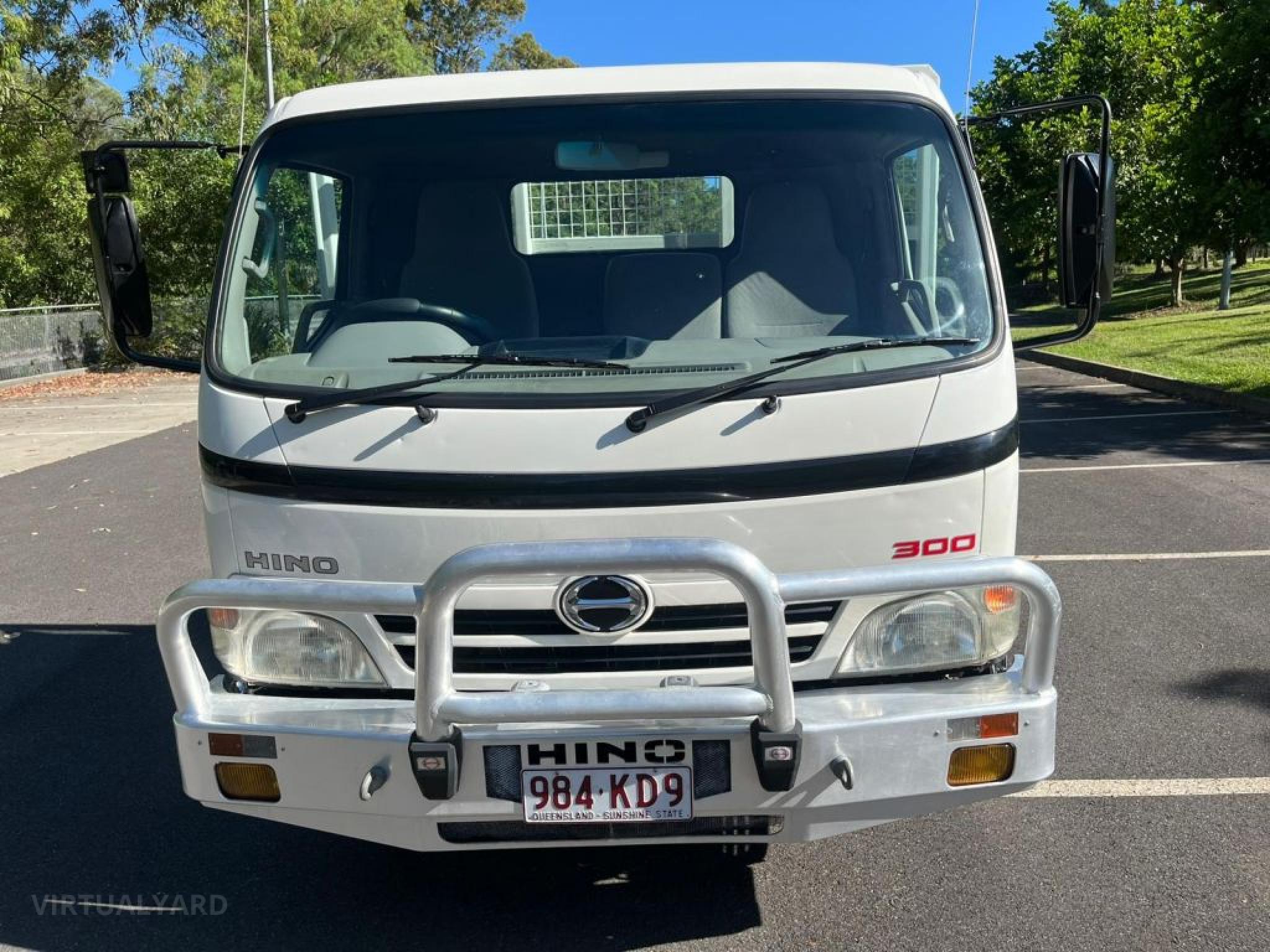 HINO 300 616 TRAY TRUCK WITH TIPPER CAR LICENSE