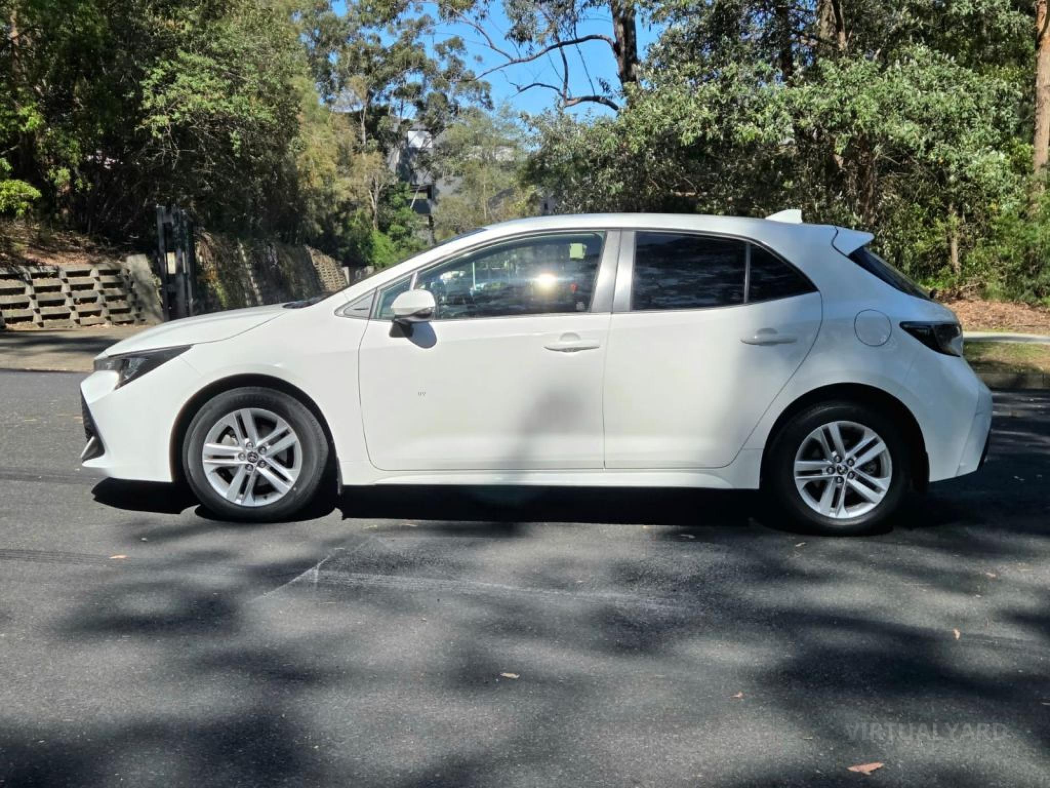 TOYOTA COROLLA
