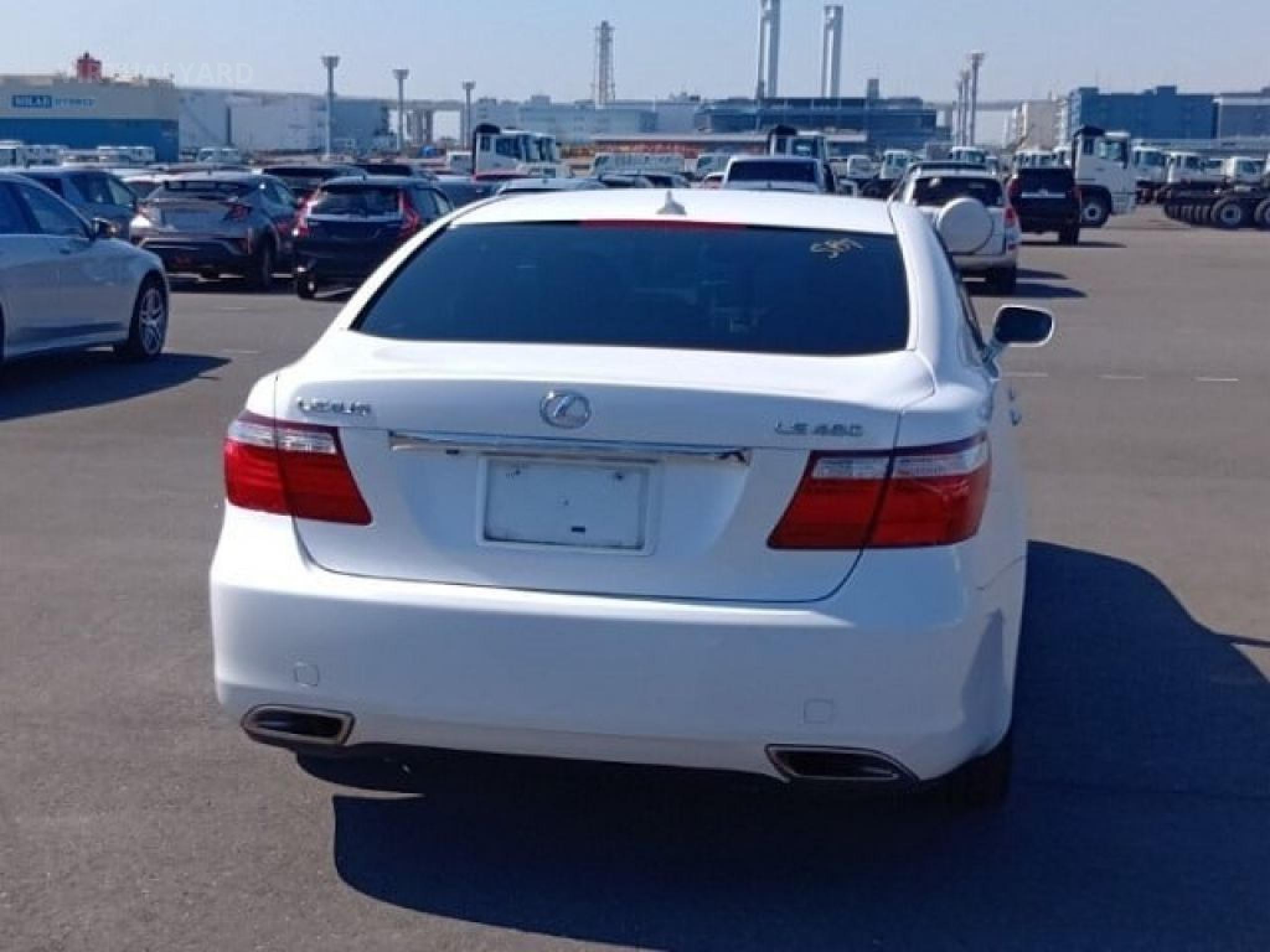 LEXUS LS460