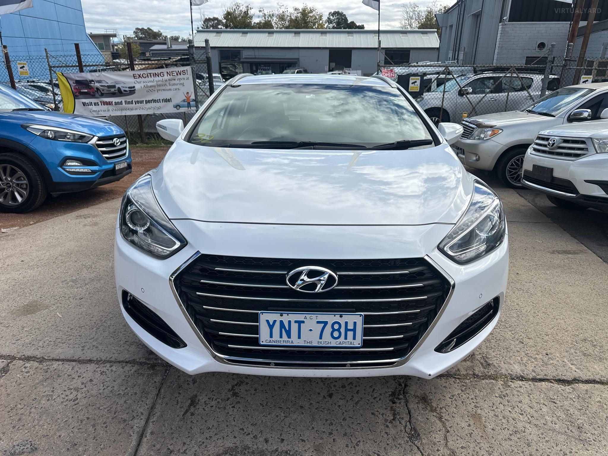 HYUNDAI i40