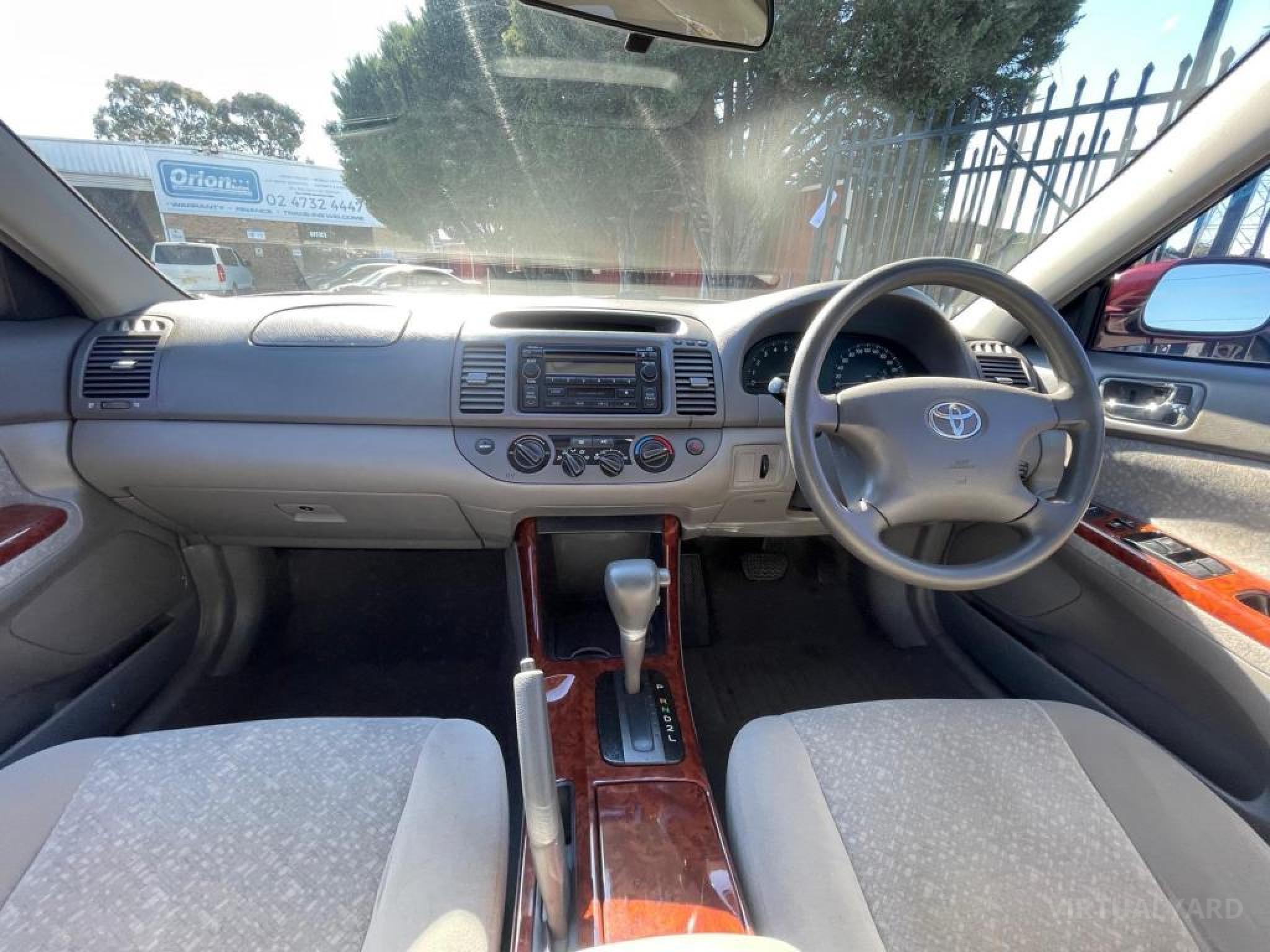 TOYOTA CAMRY