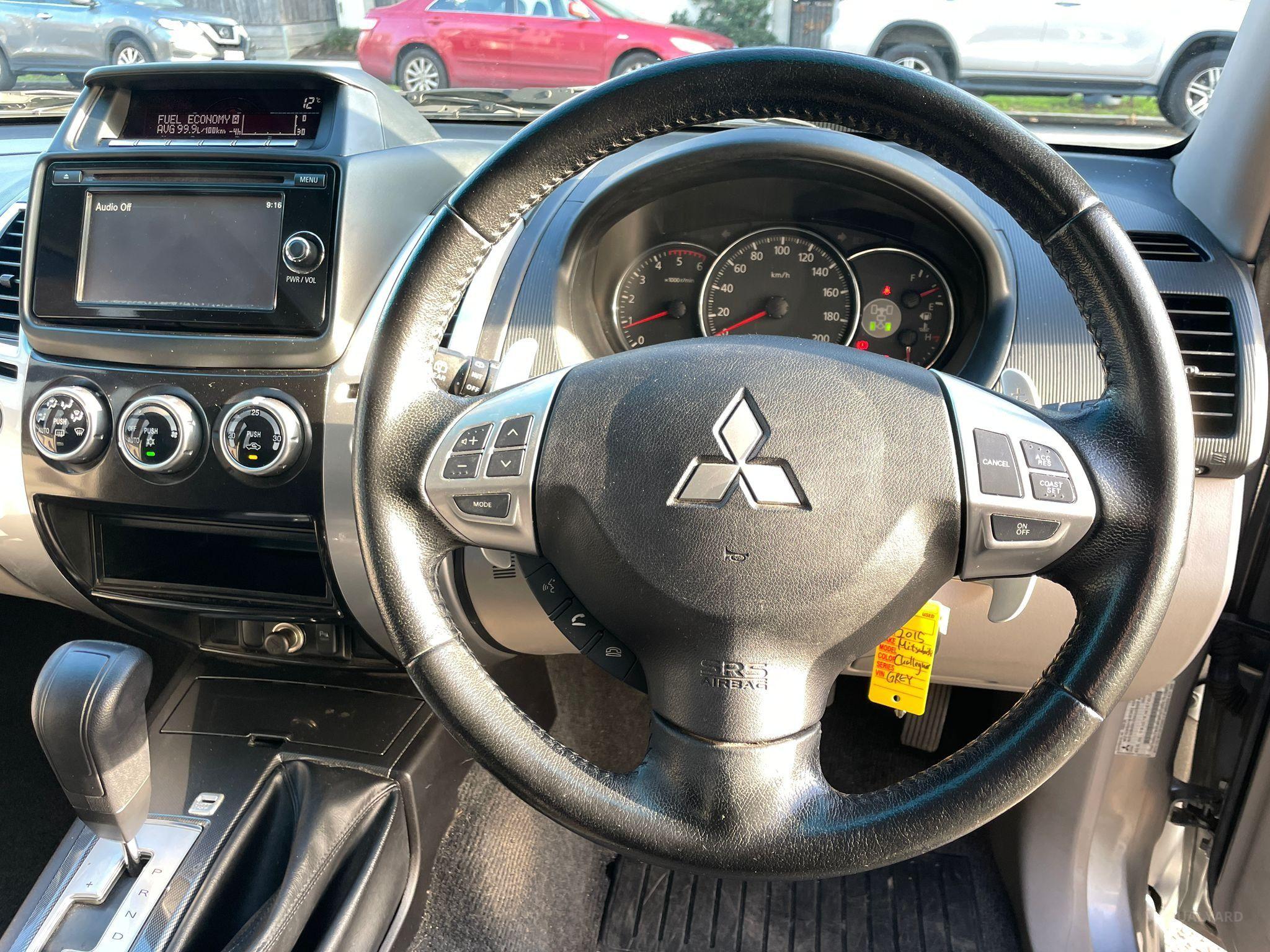 Mitsubishi Challenger