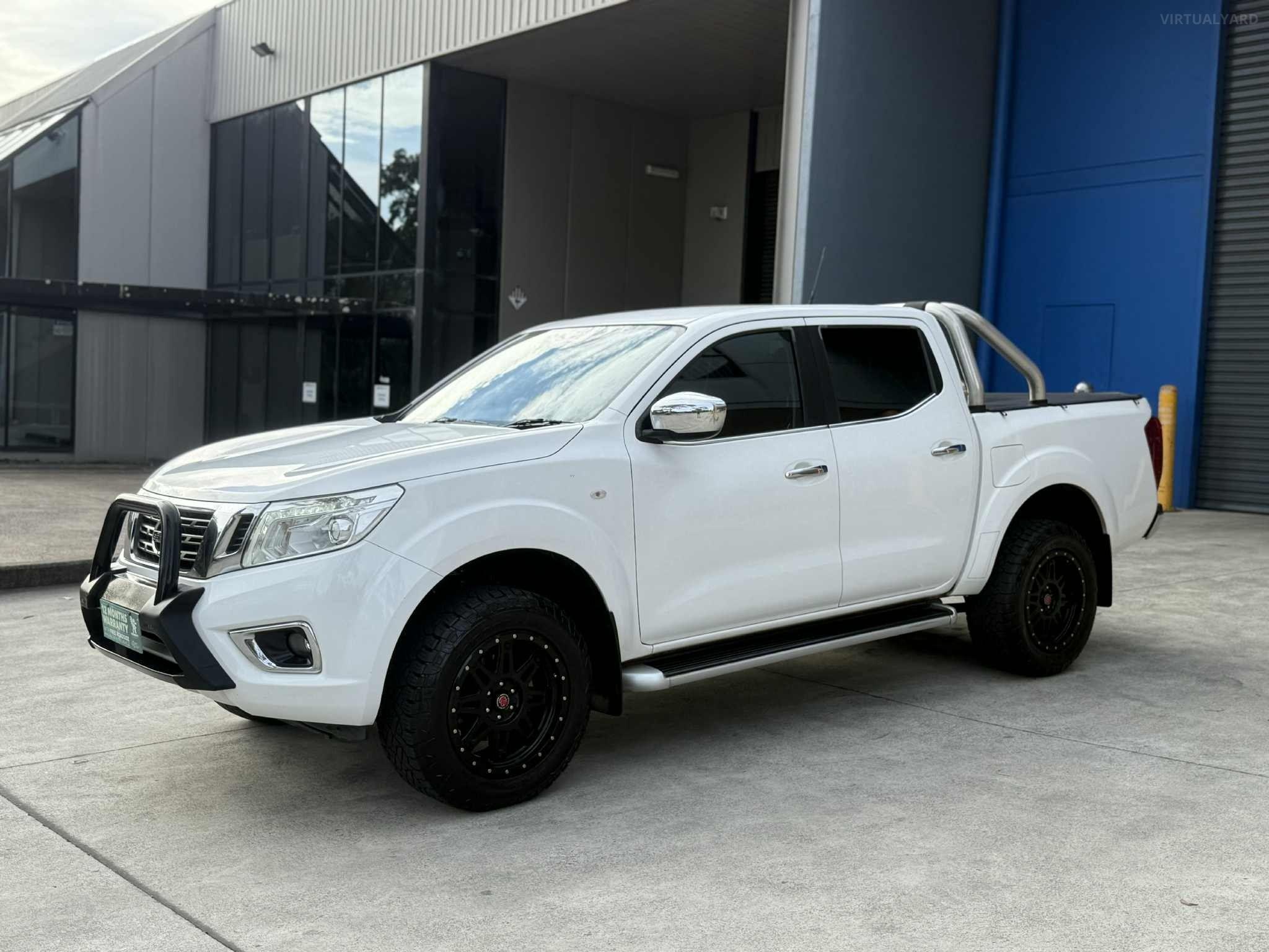 NISSAN NAVARA