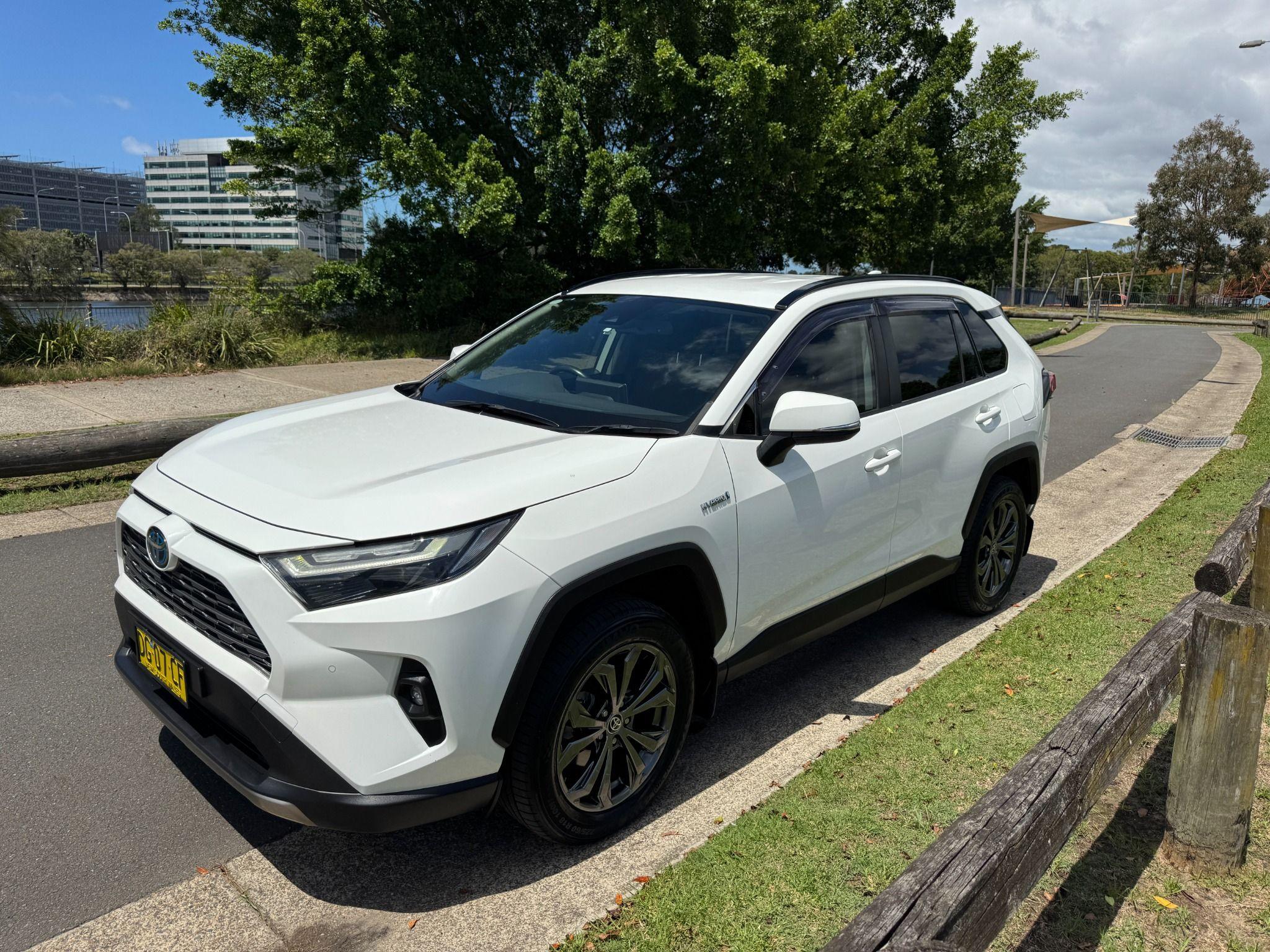 TOYOTA RAV4