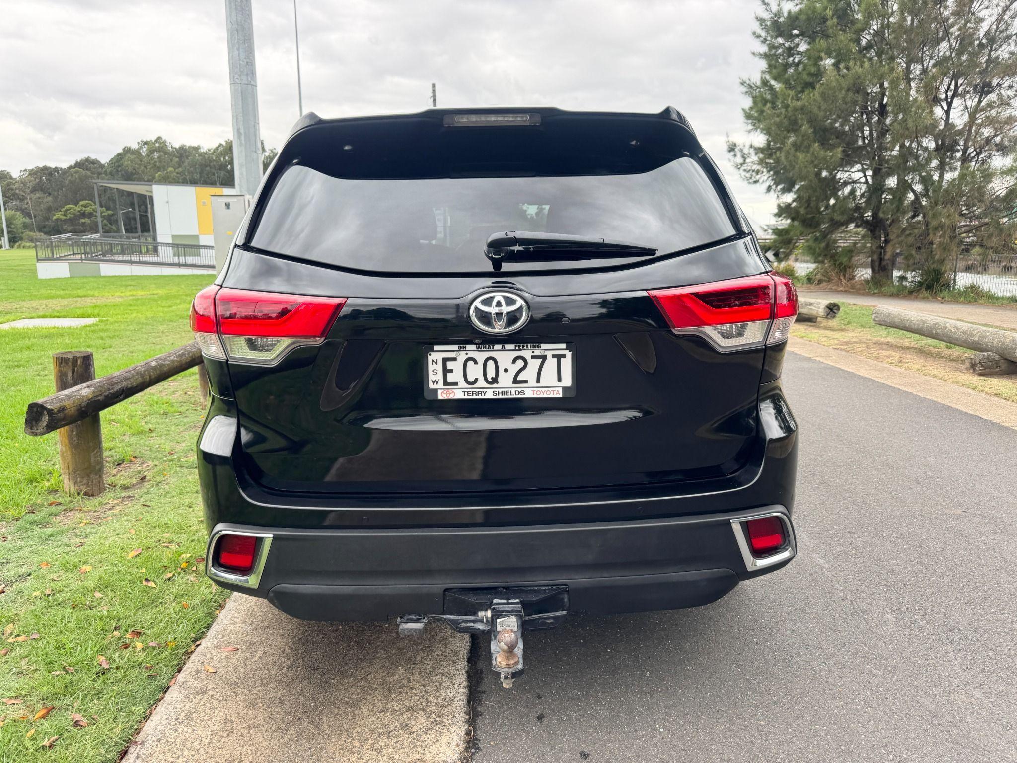 TOYOTA KLUGER