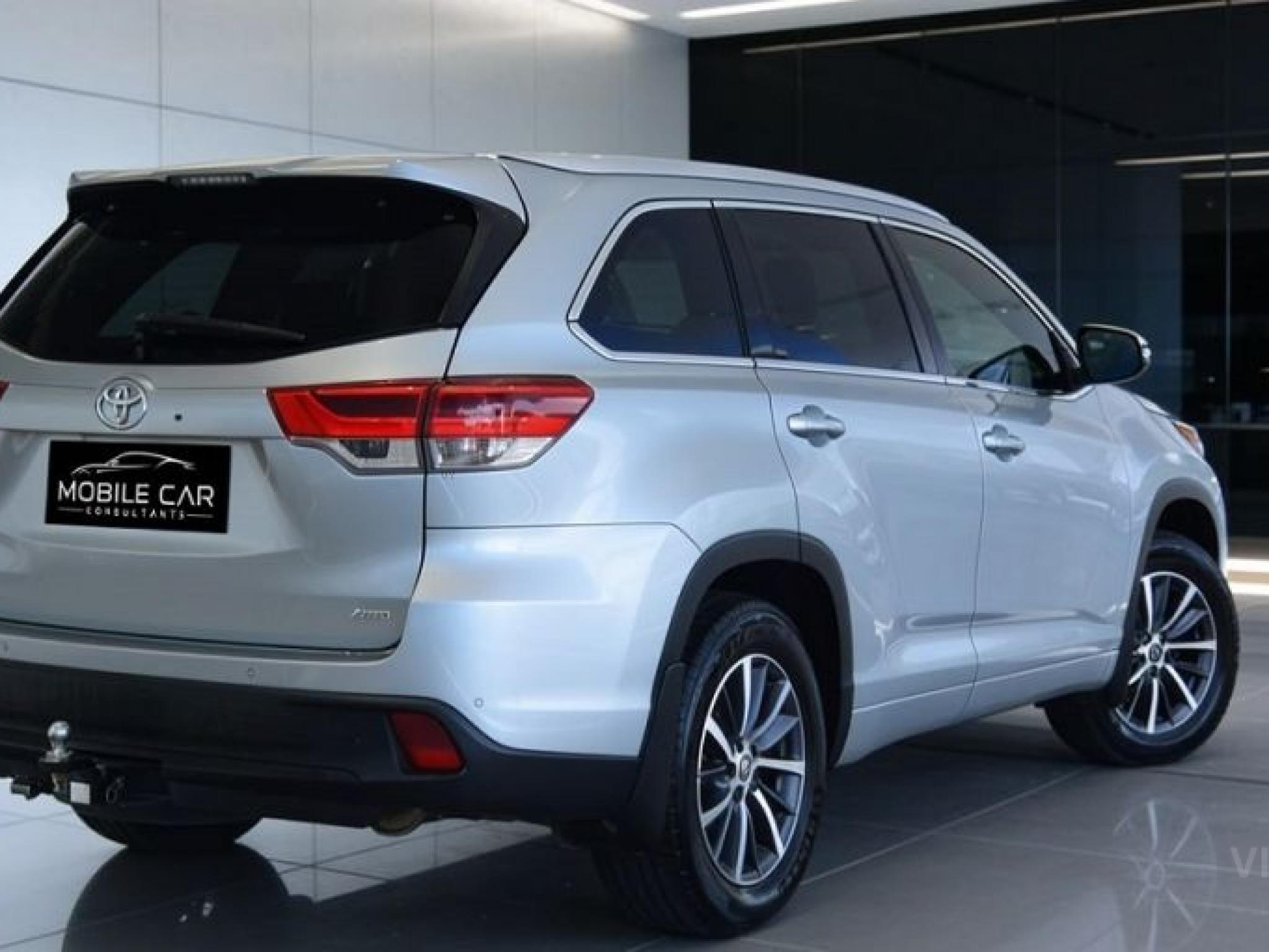 TOYOTA KLUGER AWD