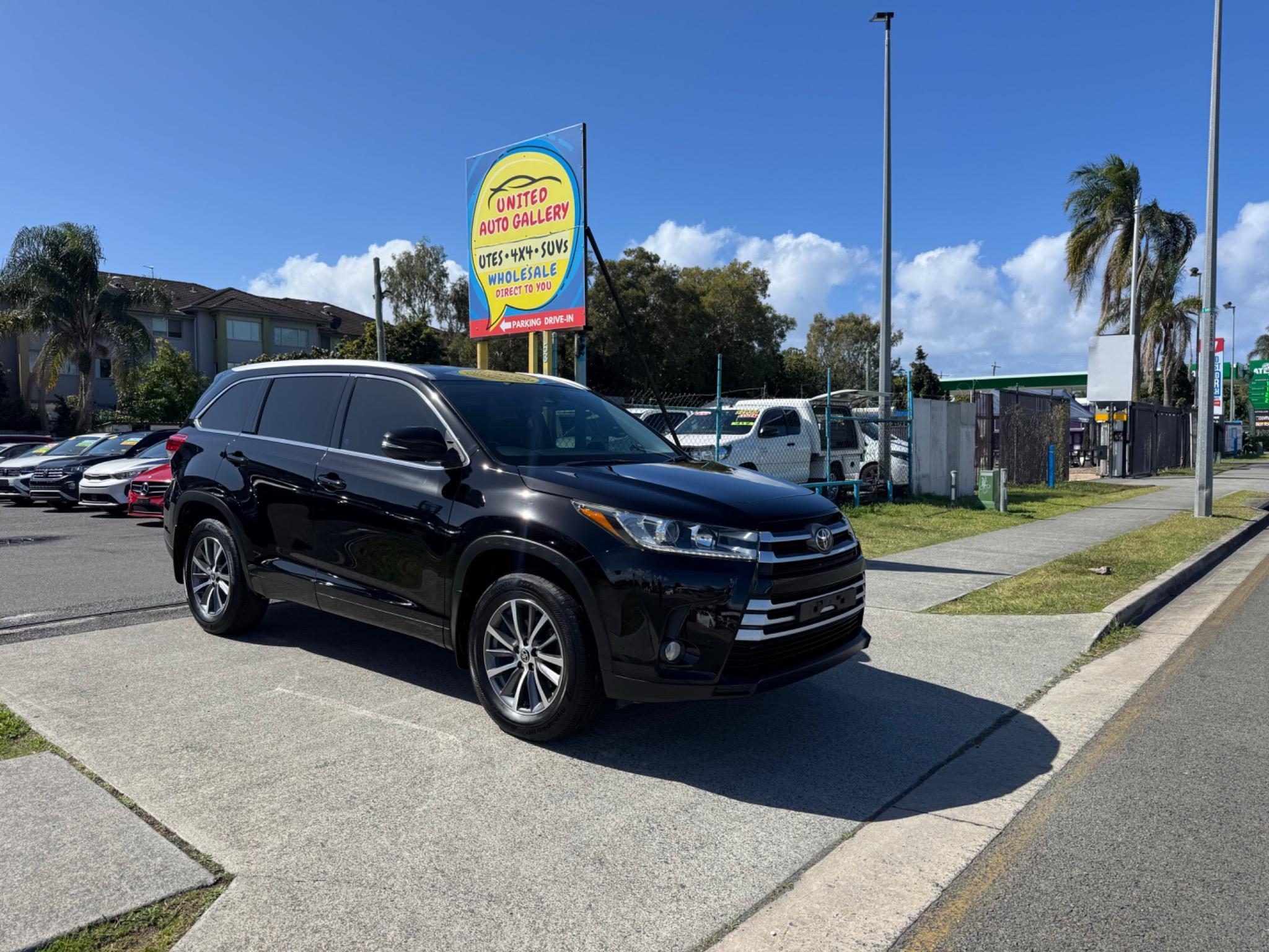 TOYOTA KLUGER