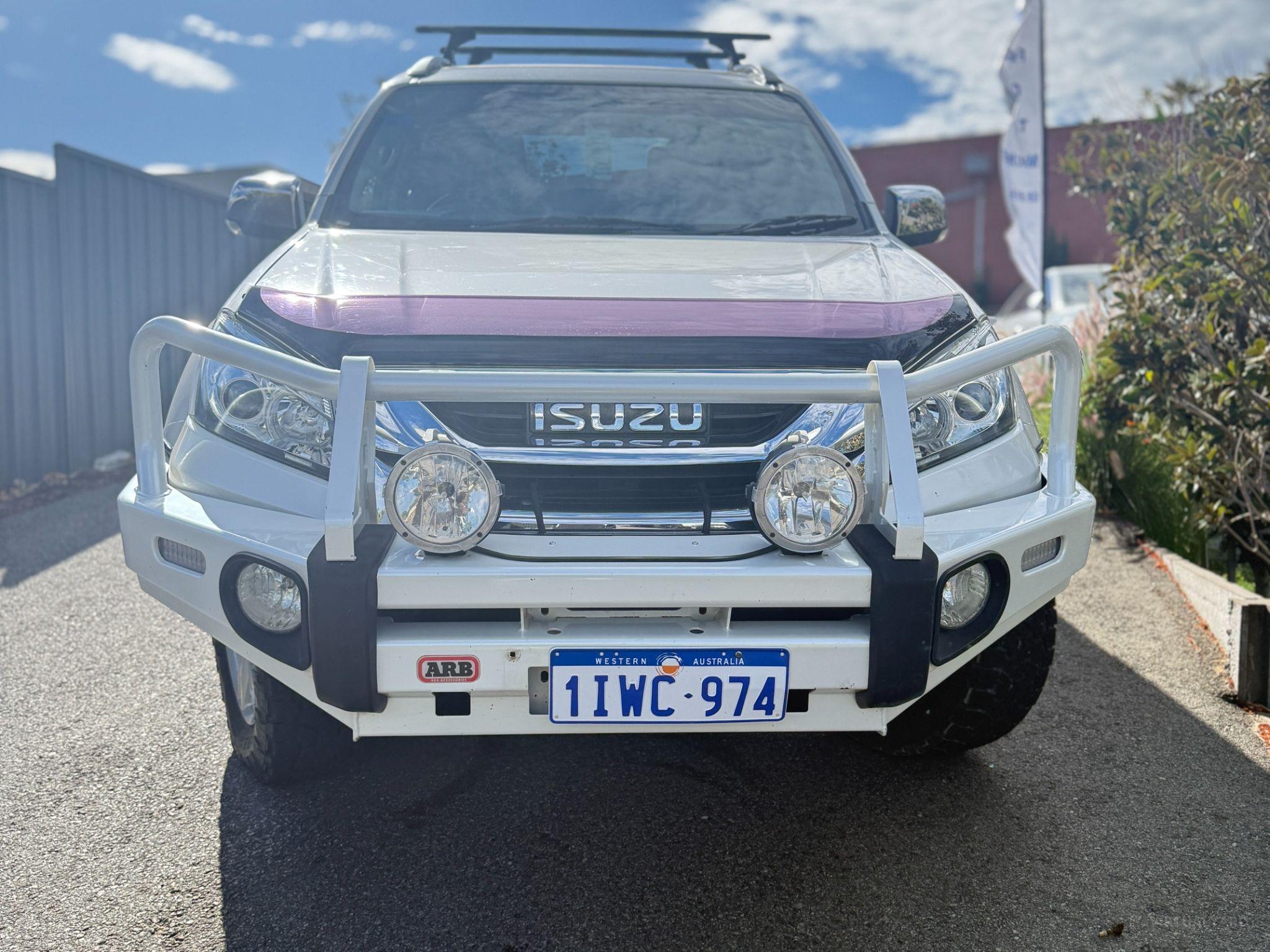 ISUZU MU-X