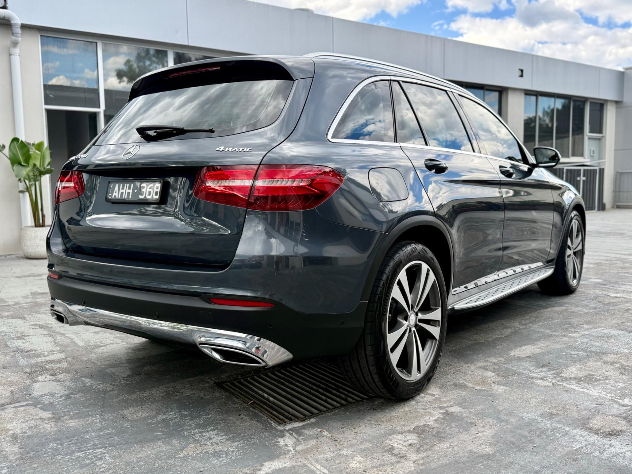MERCEDES-BENZ GLC