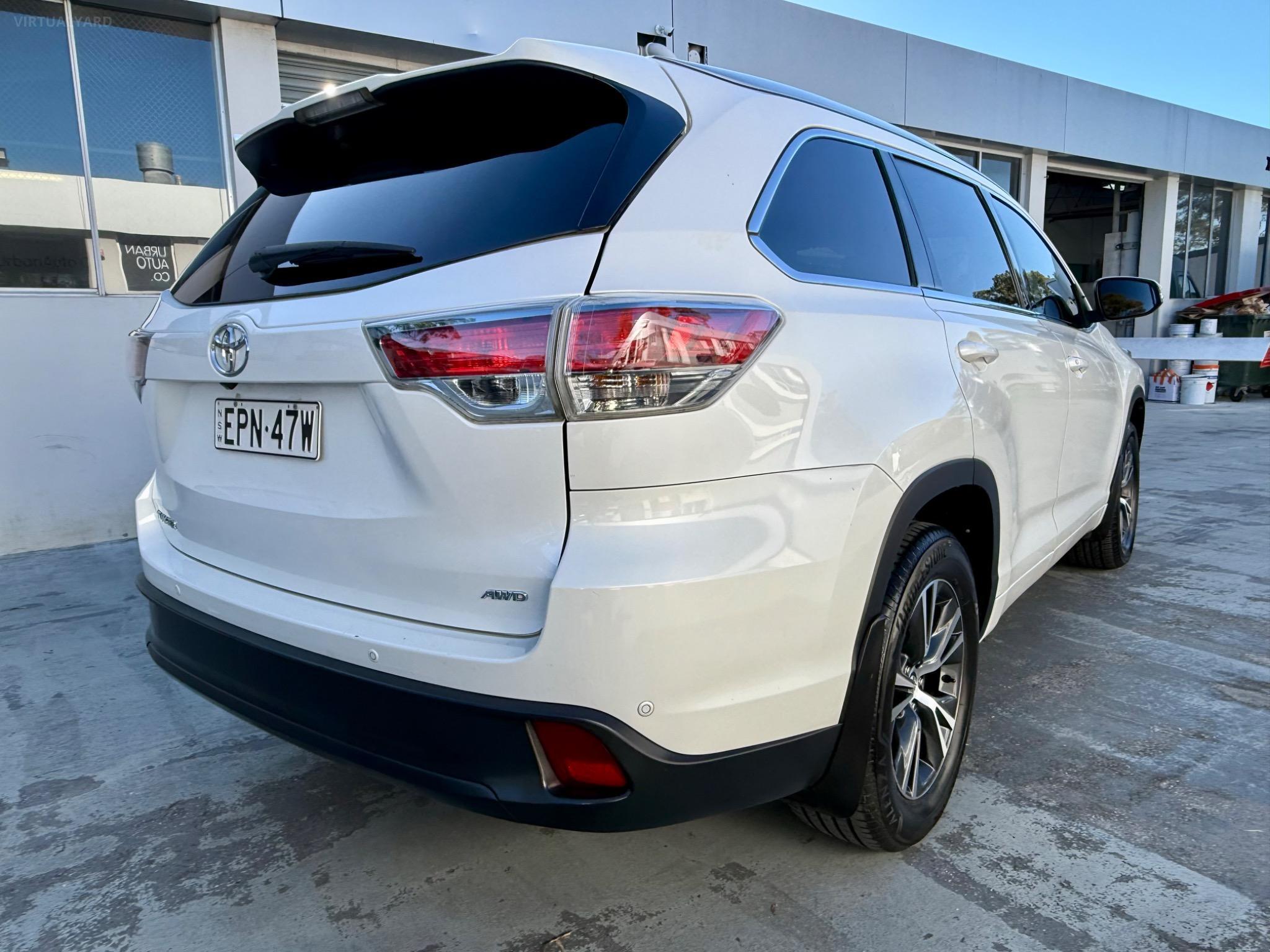 TOYOTA KLUGER