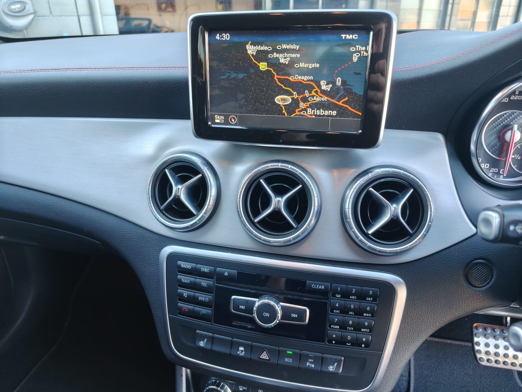 MERCEDES-BENZ CLA