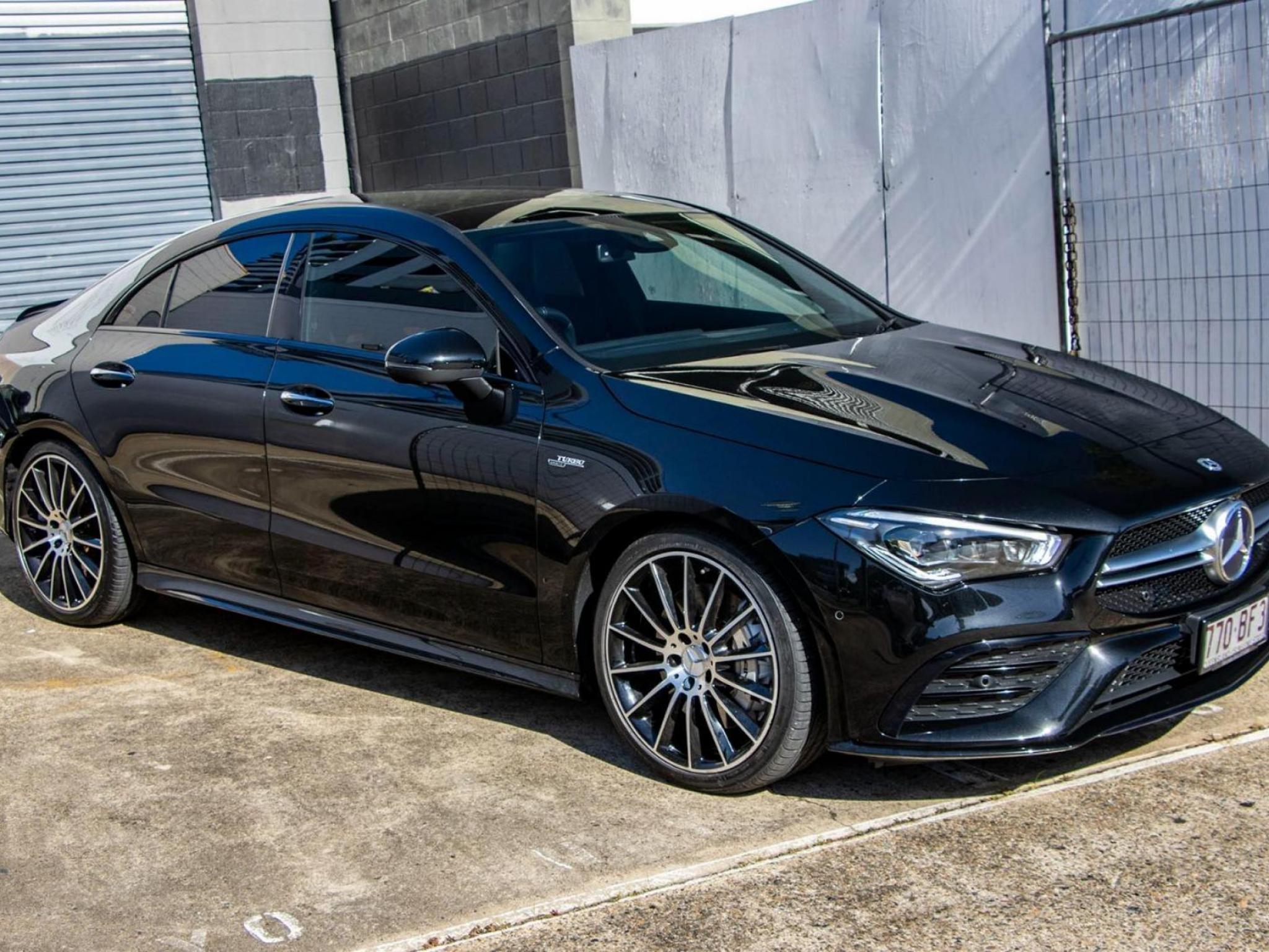 MERCEDES-AMG CLA