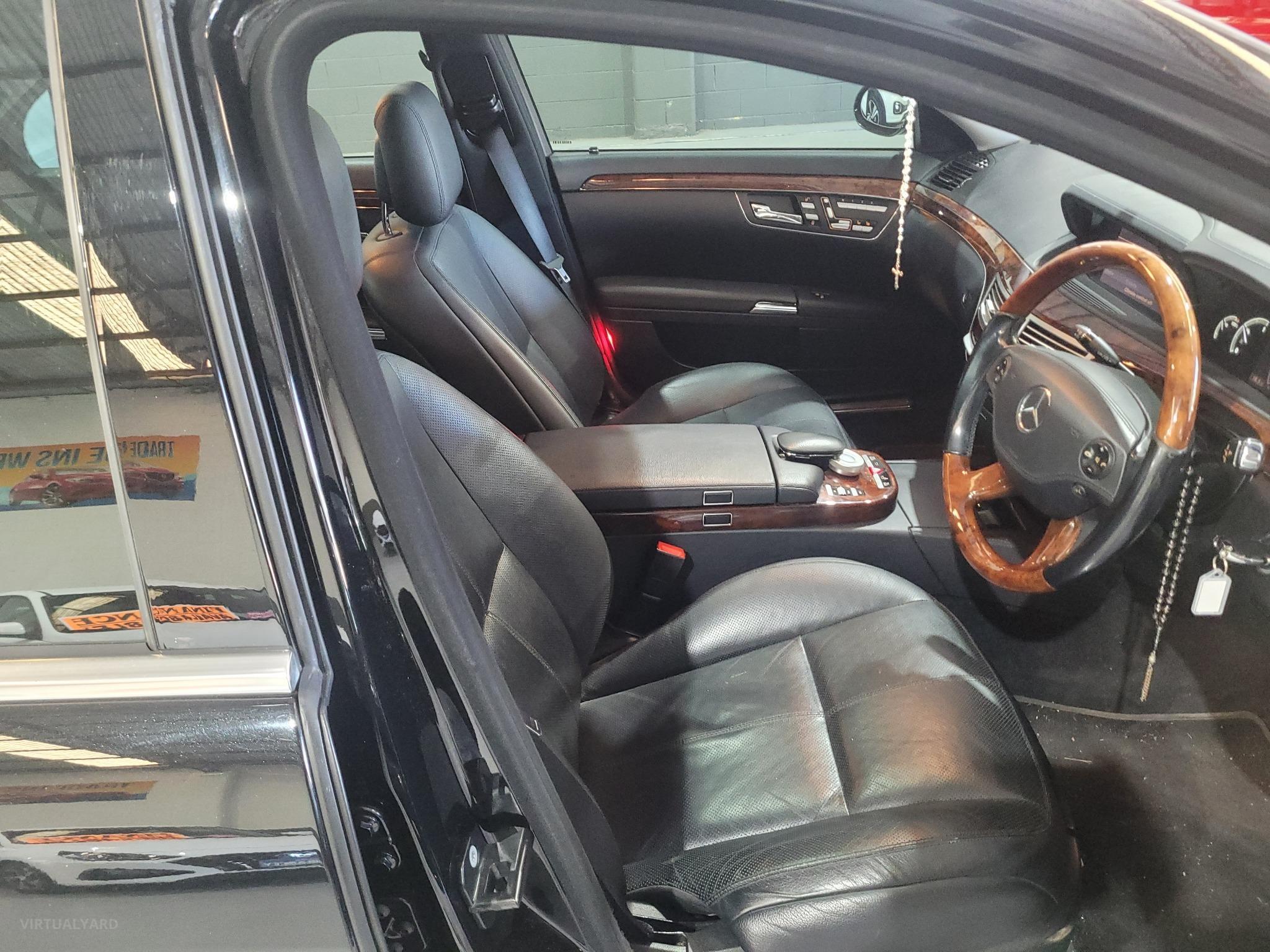 MERCEDES-BENZ S350