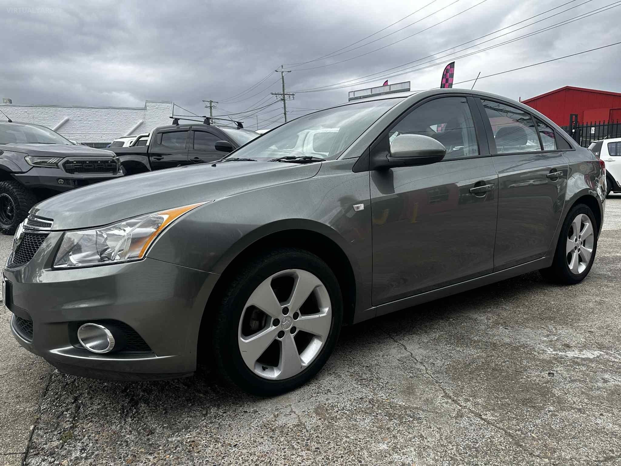 HOLDEN CRUZE