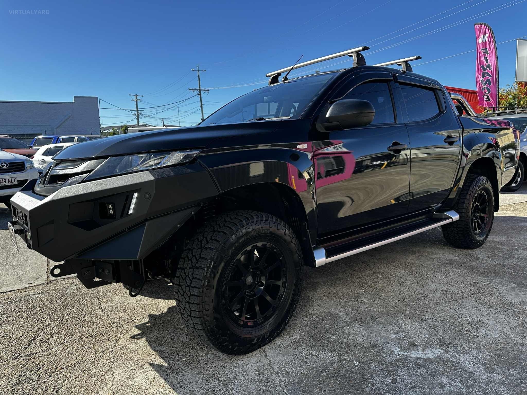 MITSUBISHI TRITON