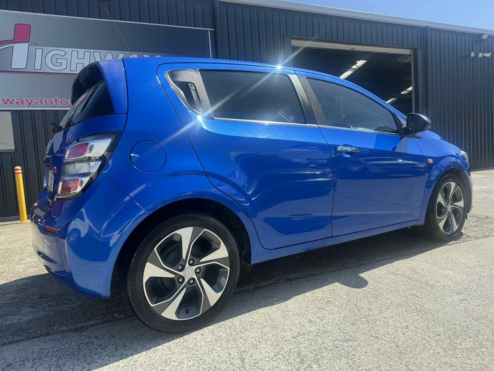 HOLDEN BARINA