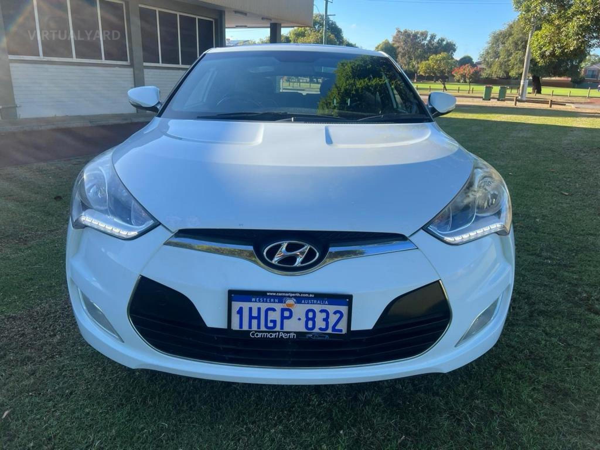 HYUNDAI VELOSTER