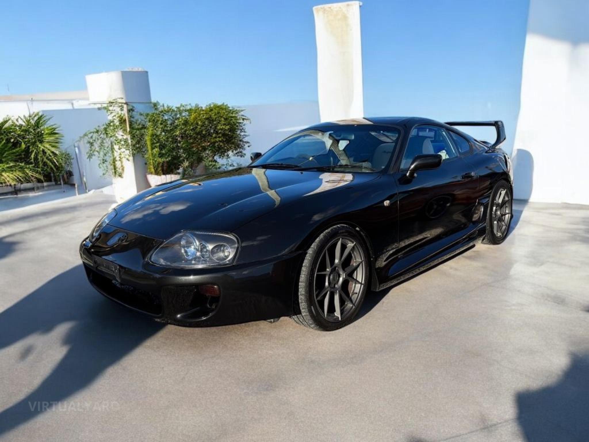 TOYOTA SUPRA
