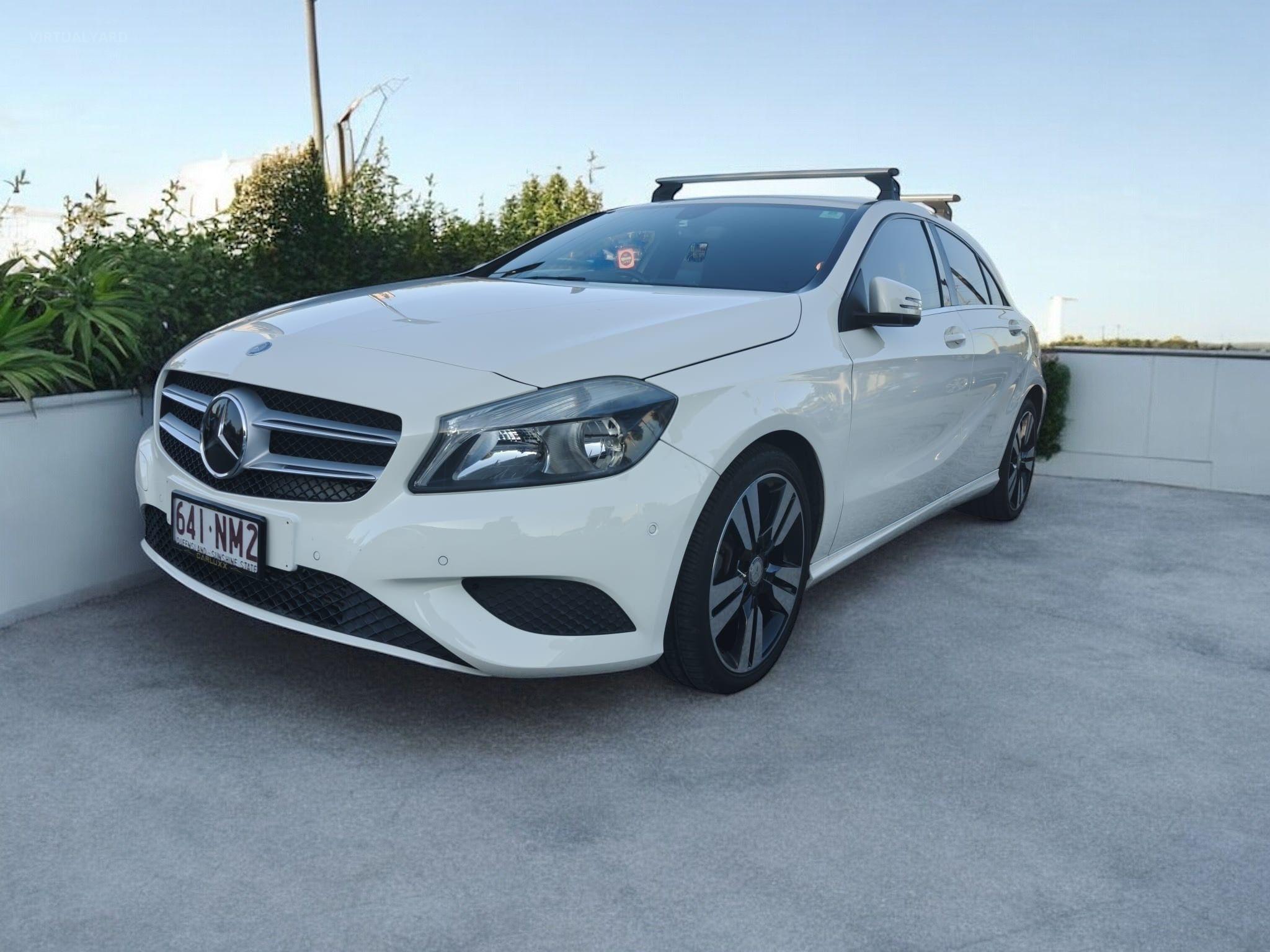 MERCEDES-BENZ A200