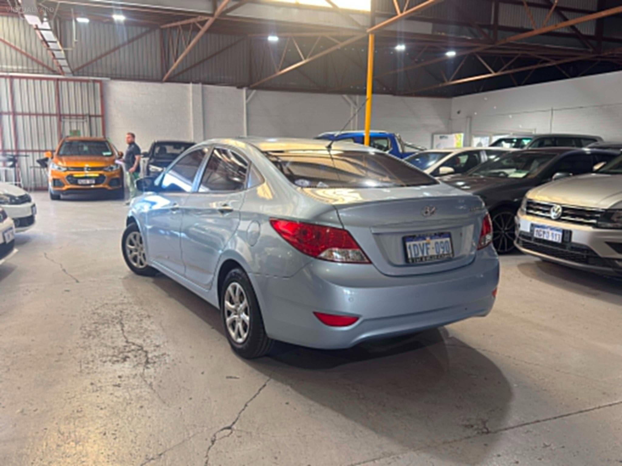 HYUNDAI ACCENT