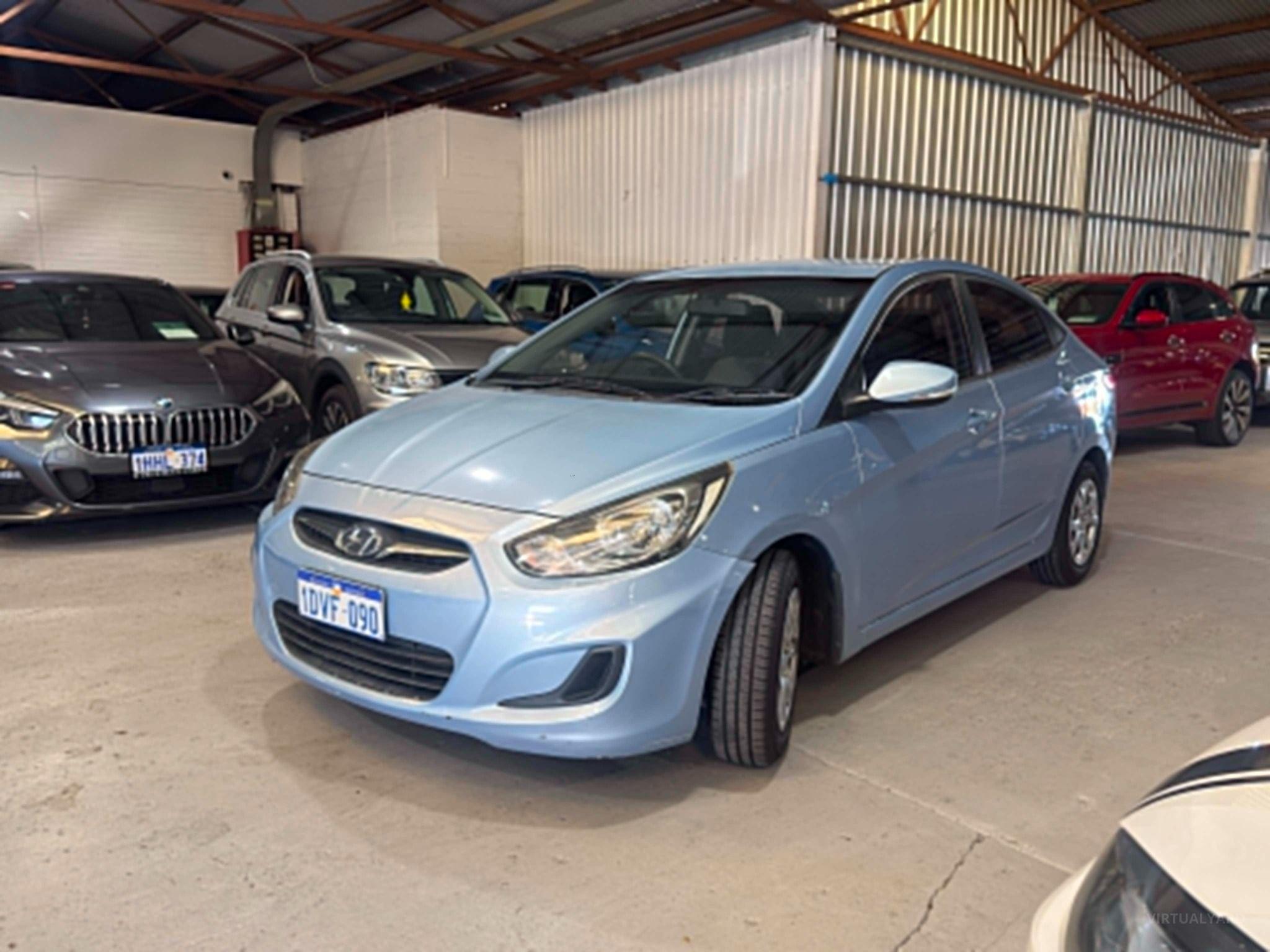 HYUNDAI ACCENT