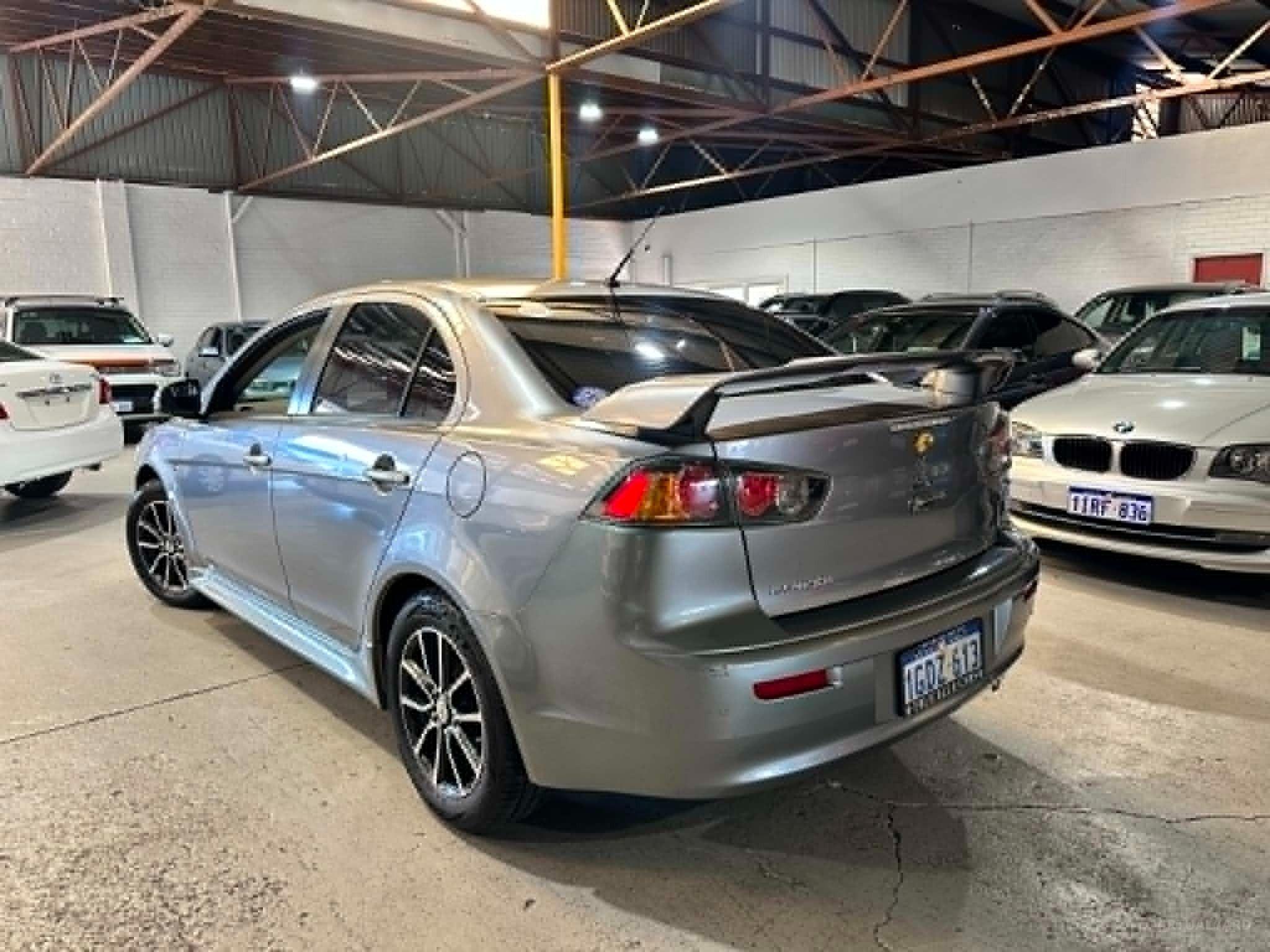 MITSUBISHI LANCER