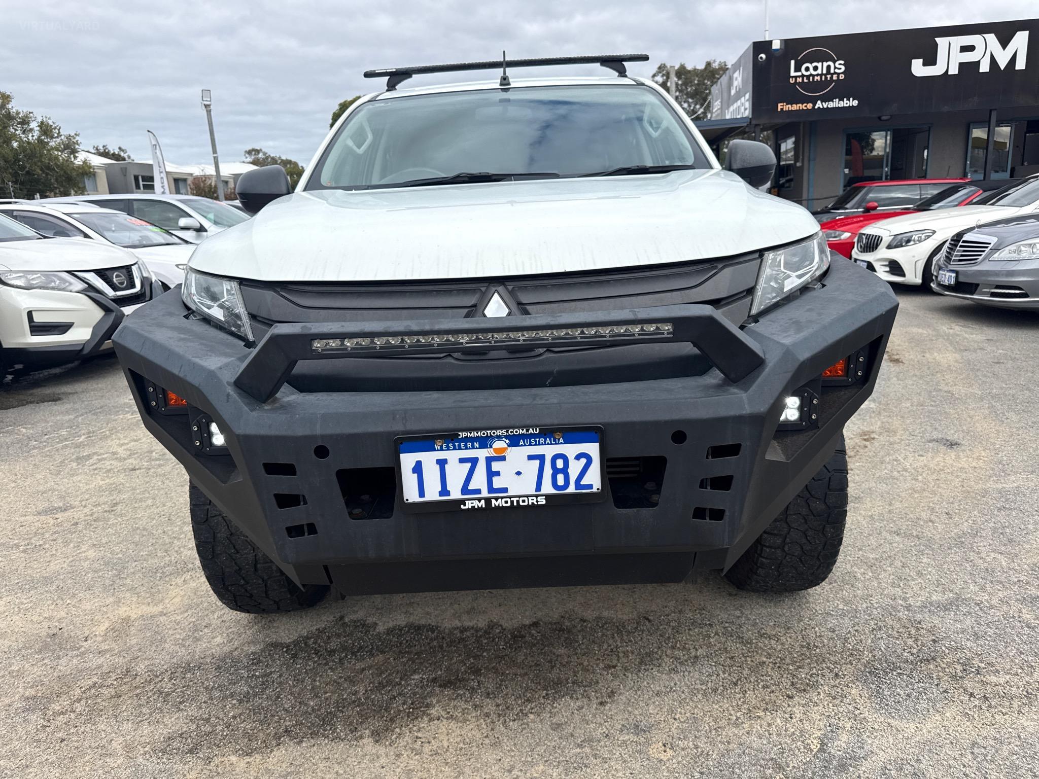 MITSUBISHI TRITON