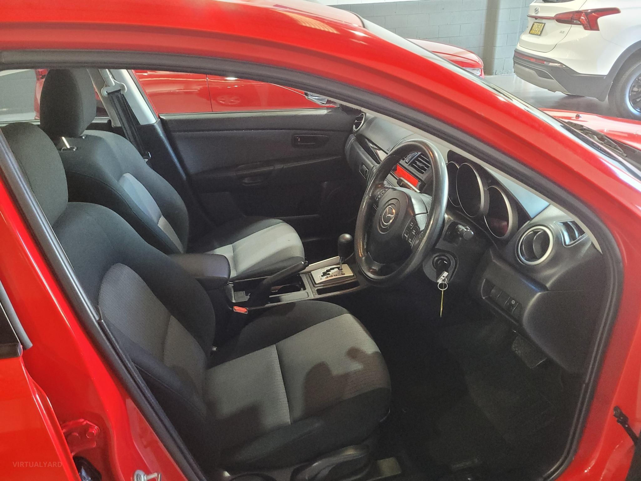 MAZDA MAZDA3