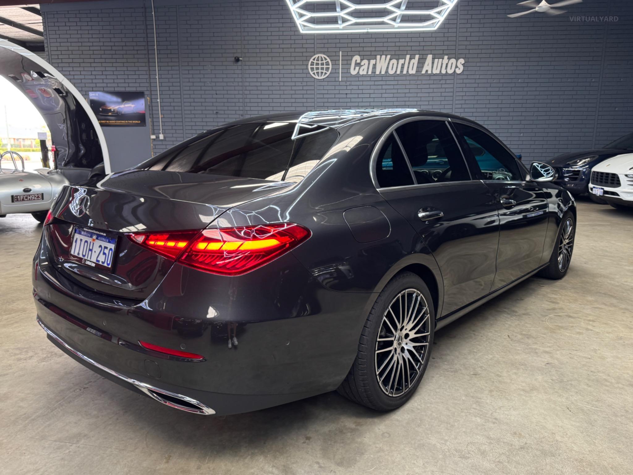 MERCEDES-BENZ C200
