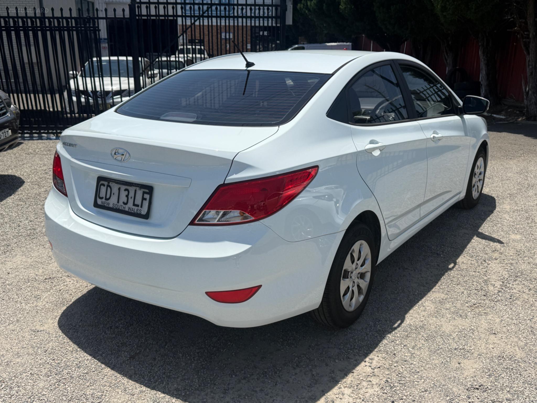 HYUNDAI ACCENT