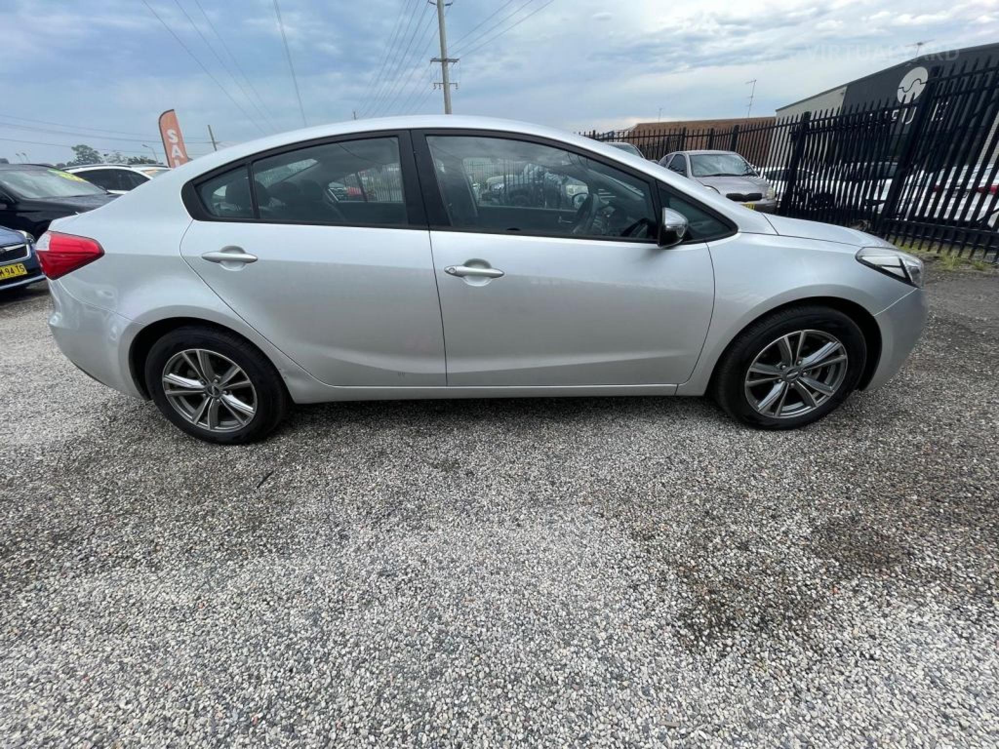 KIA CERATO