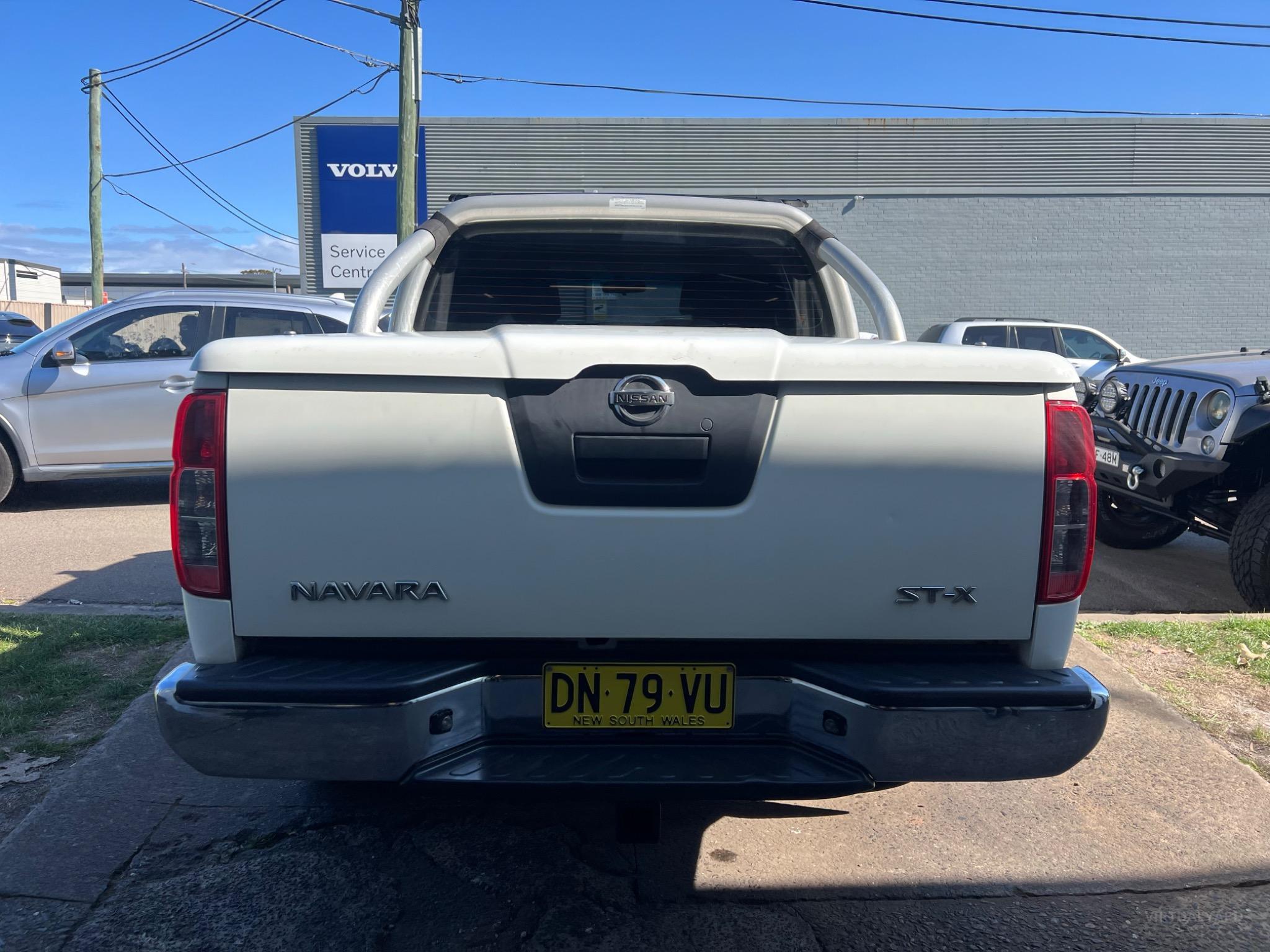 NISSAN NAVARA