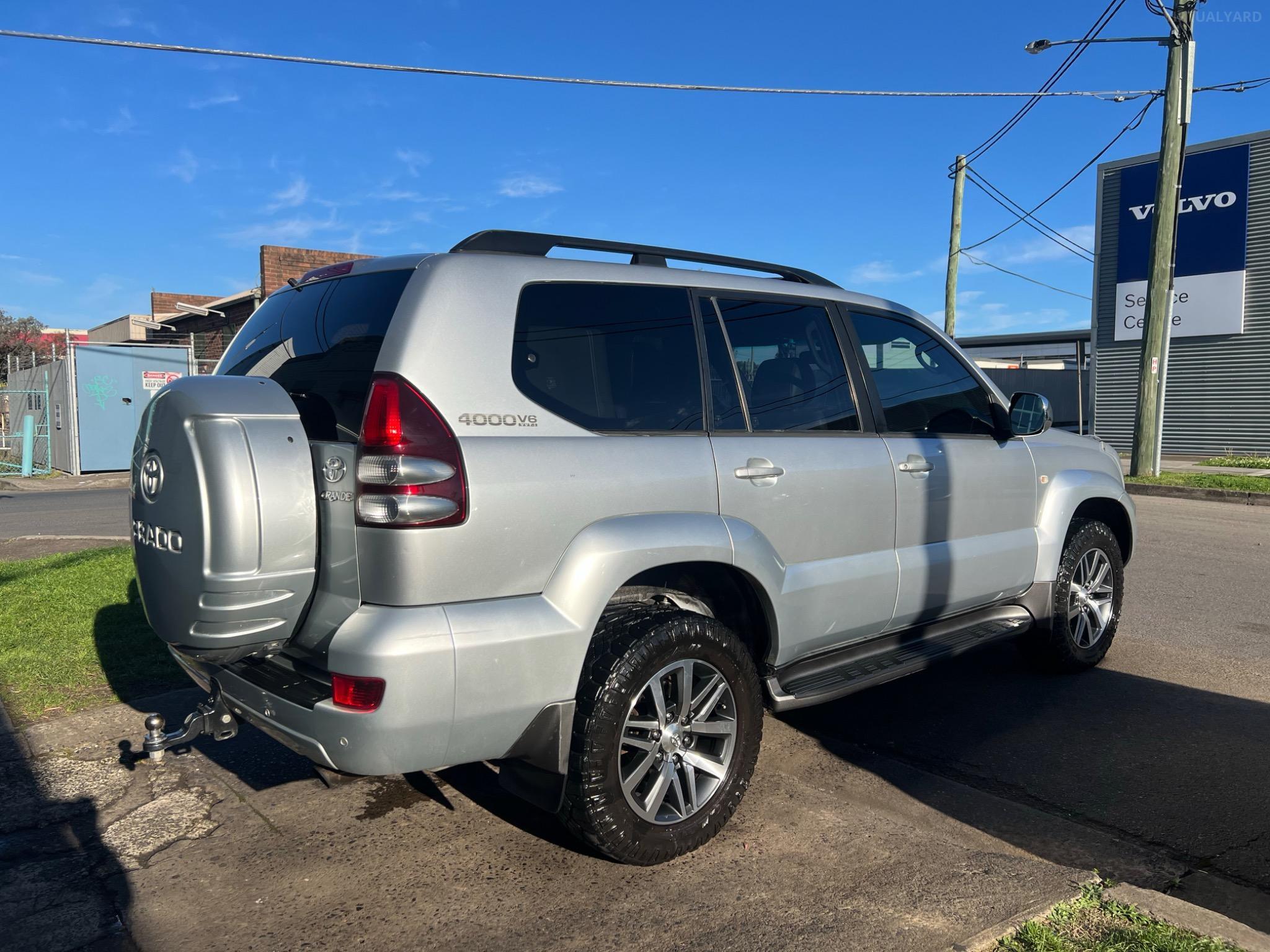 TOYOTA LANDCRUISER