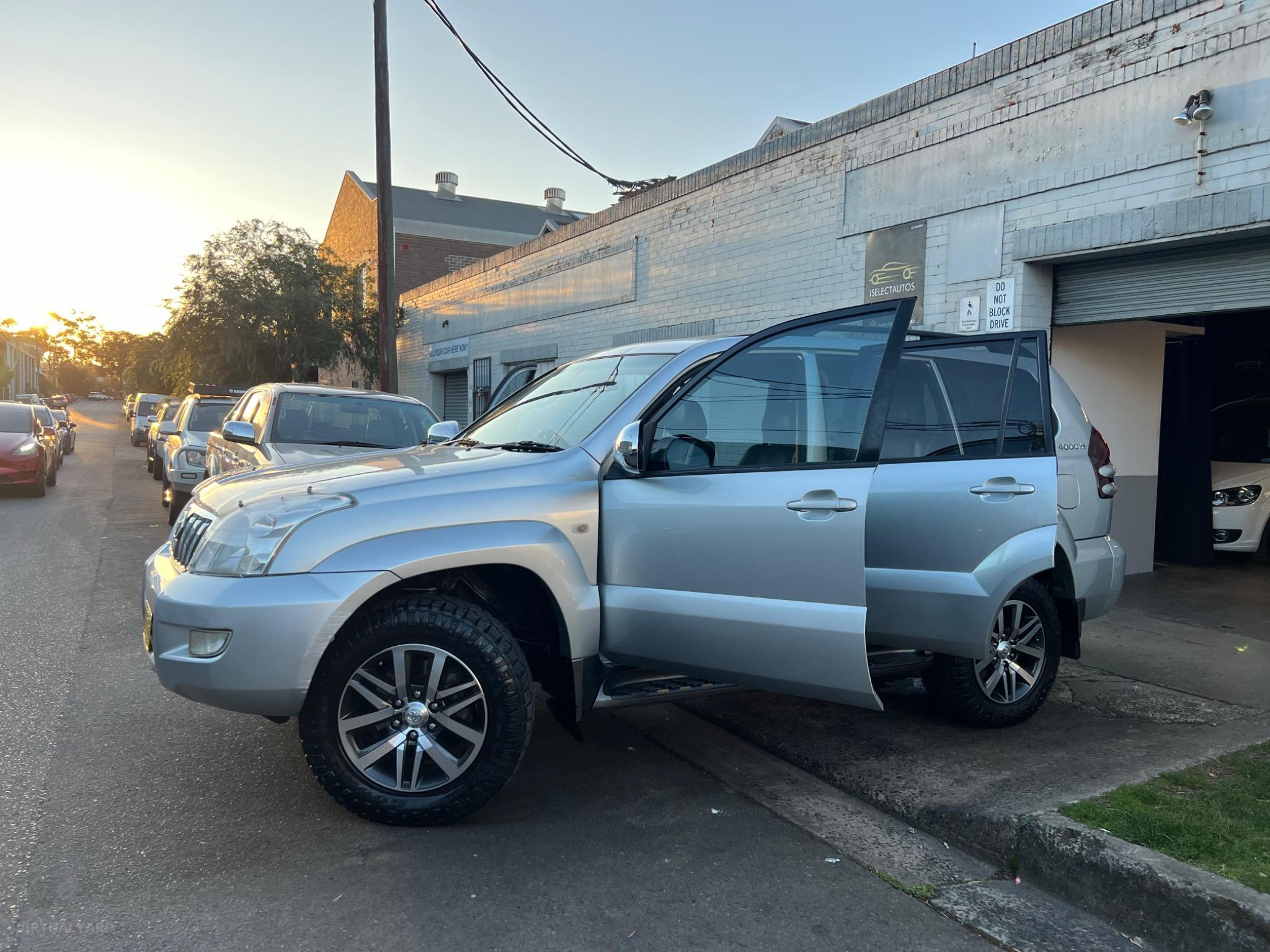 TOYOTA LANDCRUISER