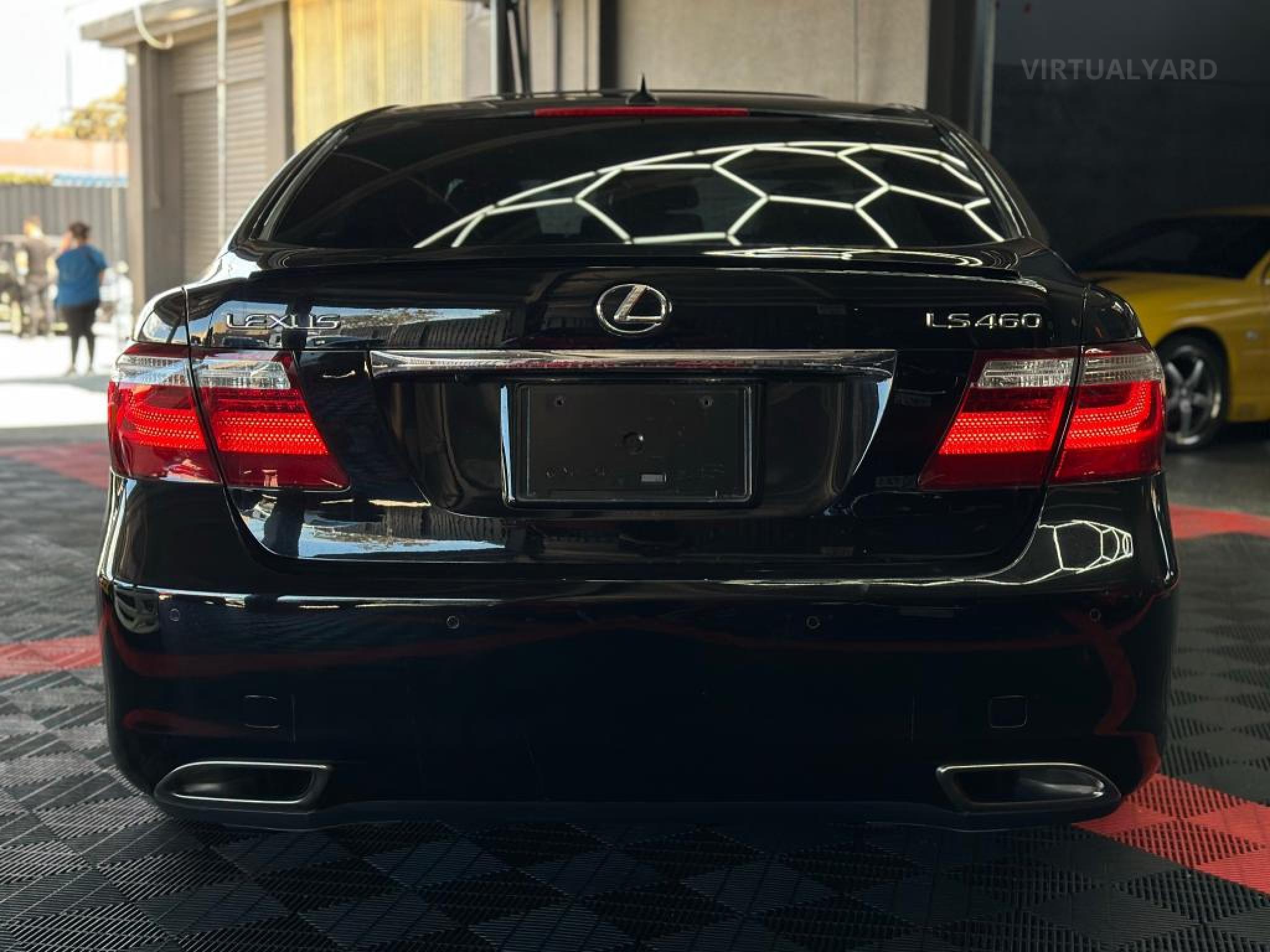 Lexus LS