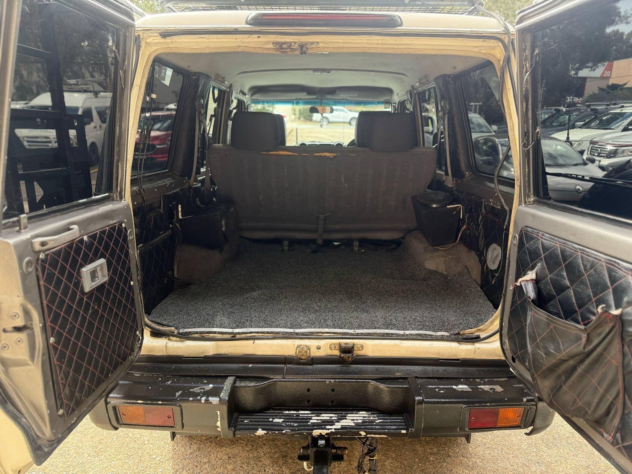 TOYOTA LANDCRUISER