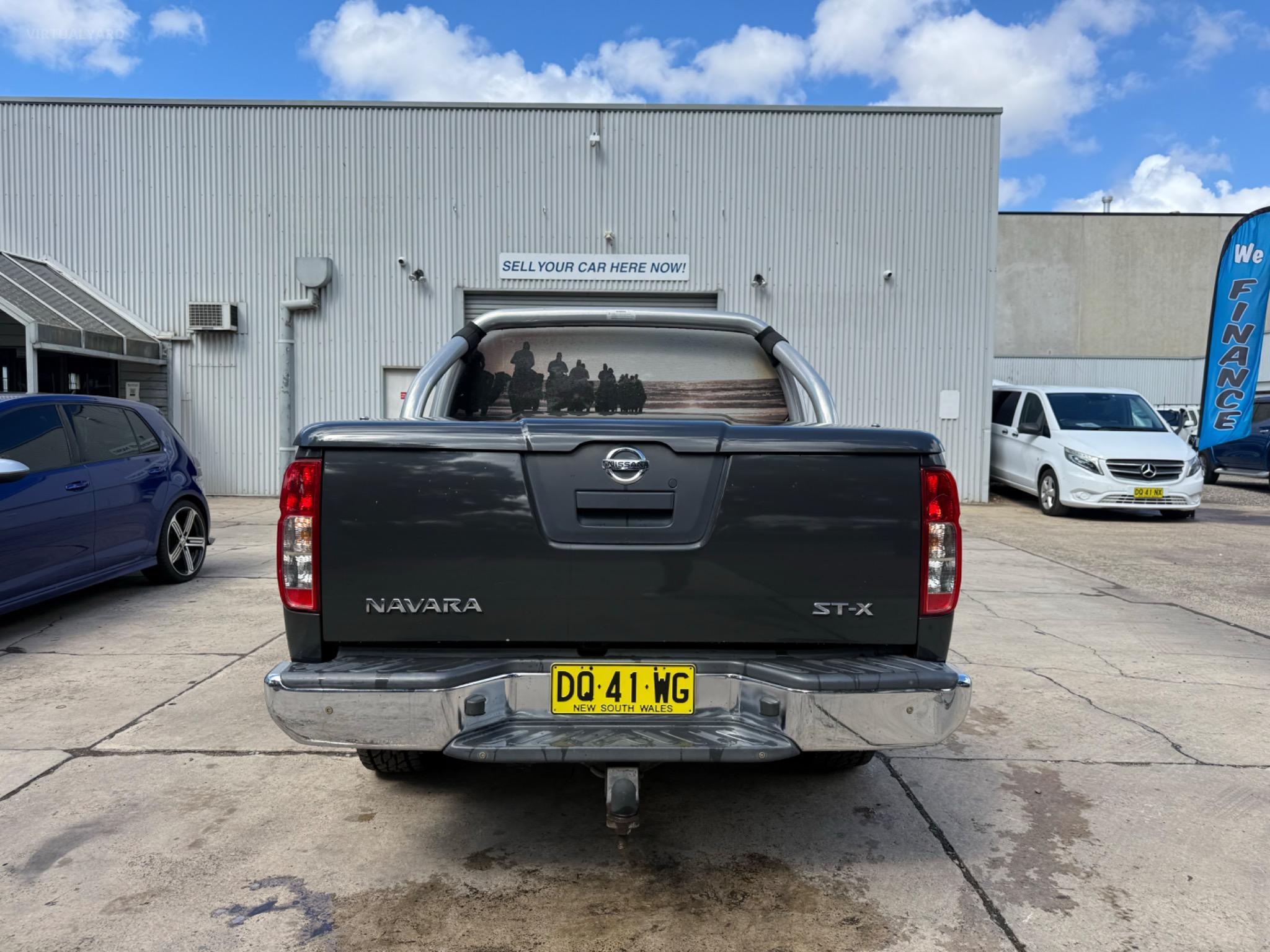 NISSAN NAVARA