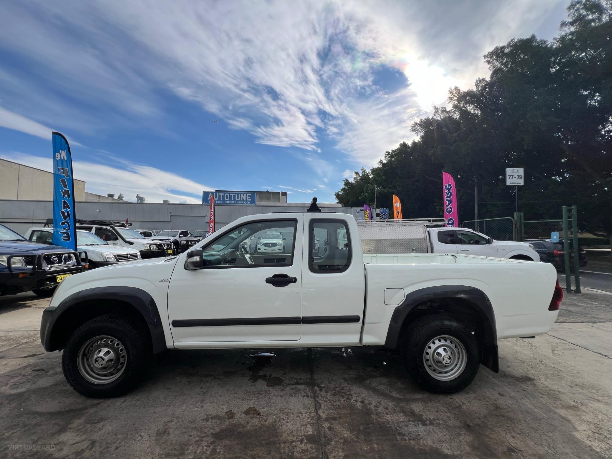 HOLDEN RODEO