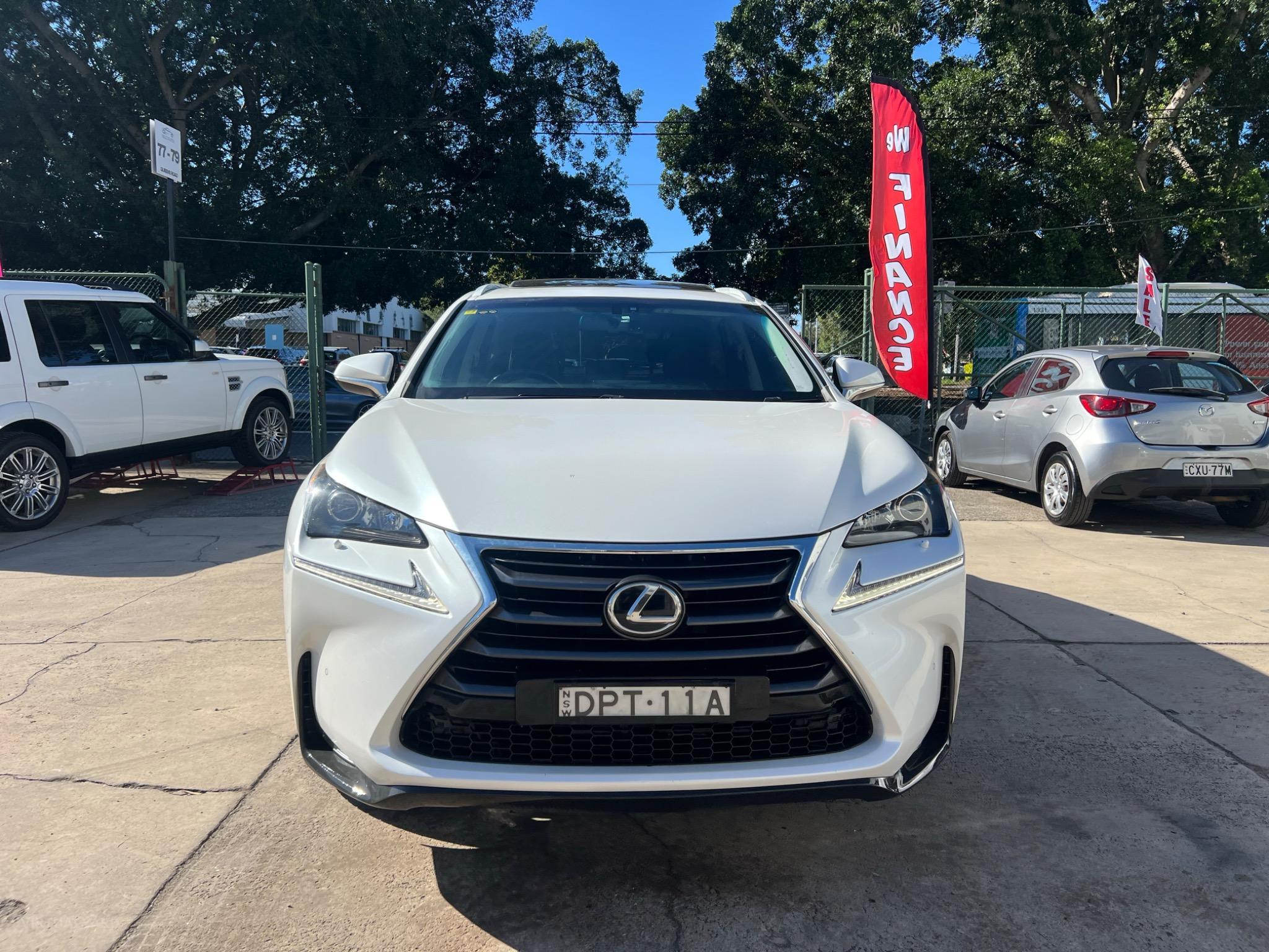 LEXUS NX200t