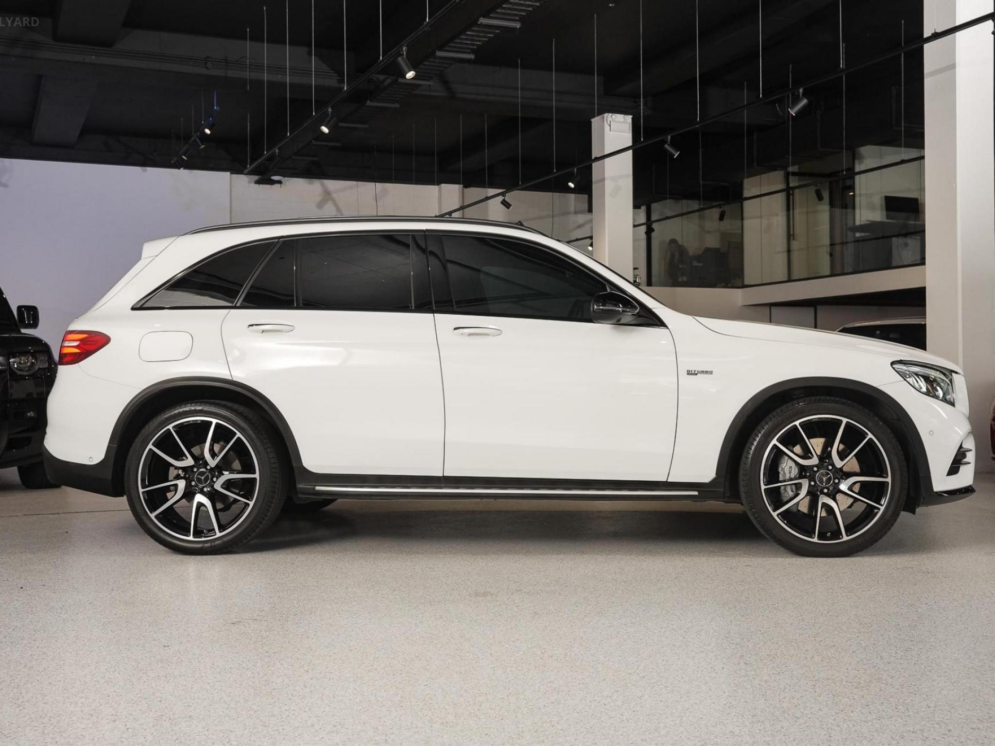MERCEDES-AMG GLC