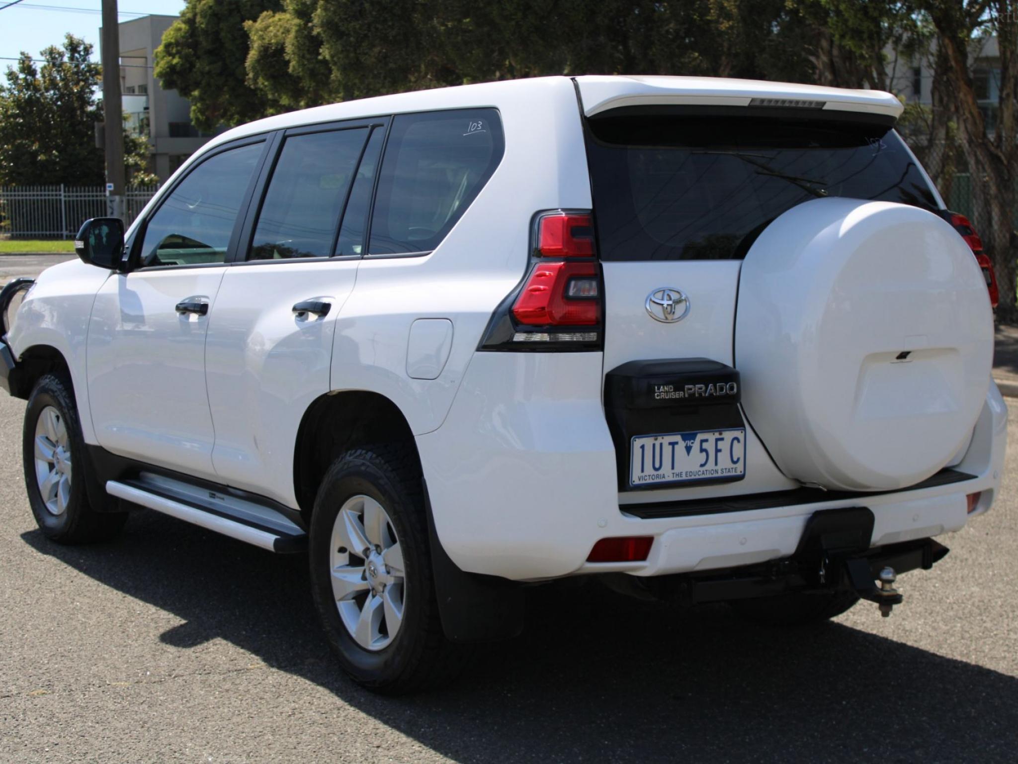 TOYOTA LANDCRUISER PRADO