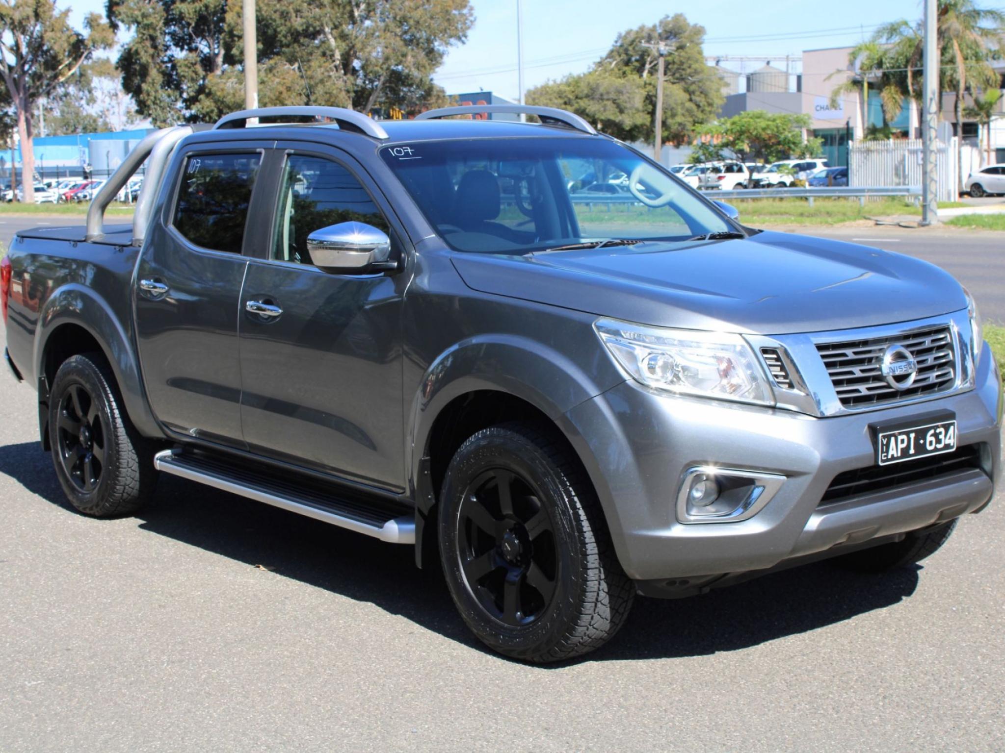 NISSAN NAVARA