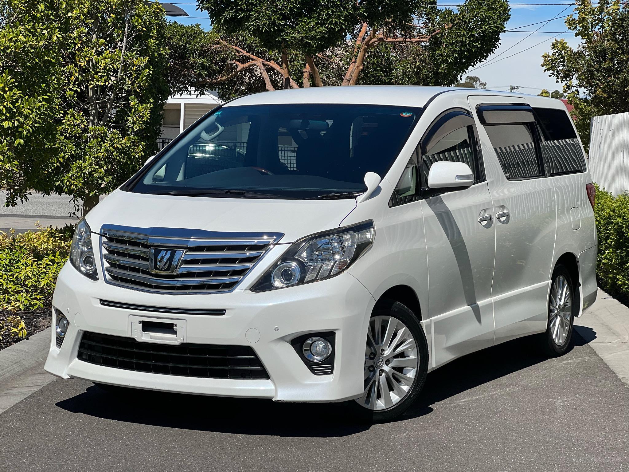 TOYOTA ALPHARD