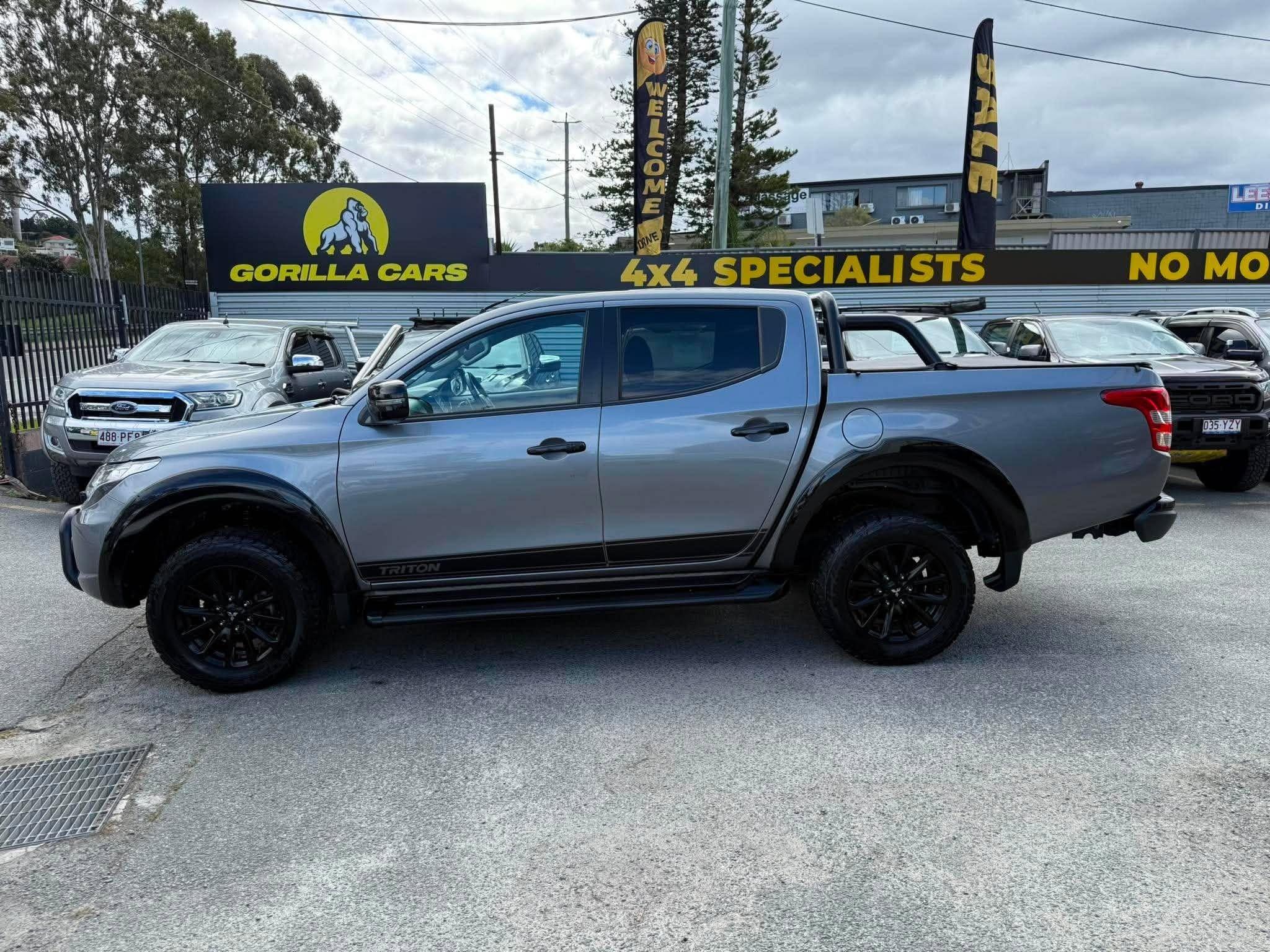 MITSUBISHI TRITON