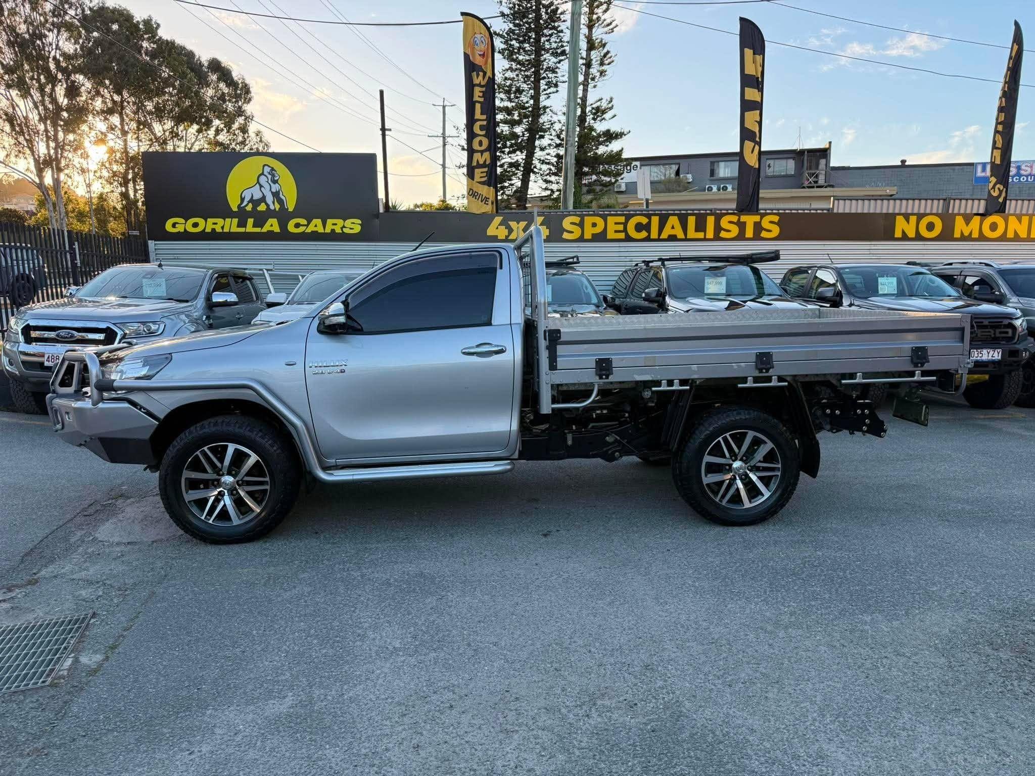 TOYOTA HILUX