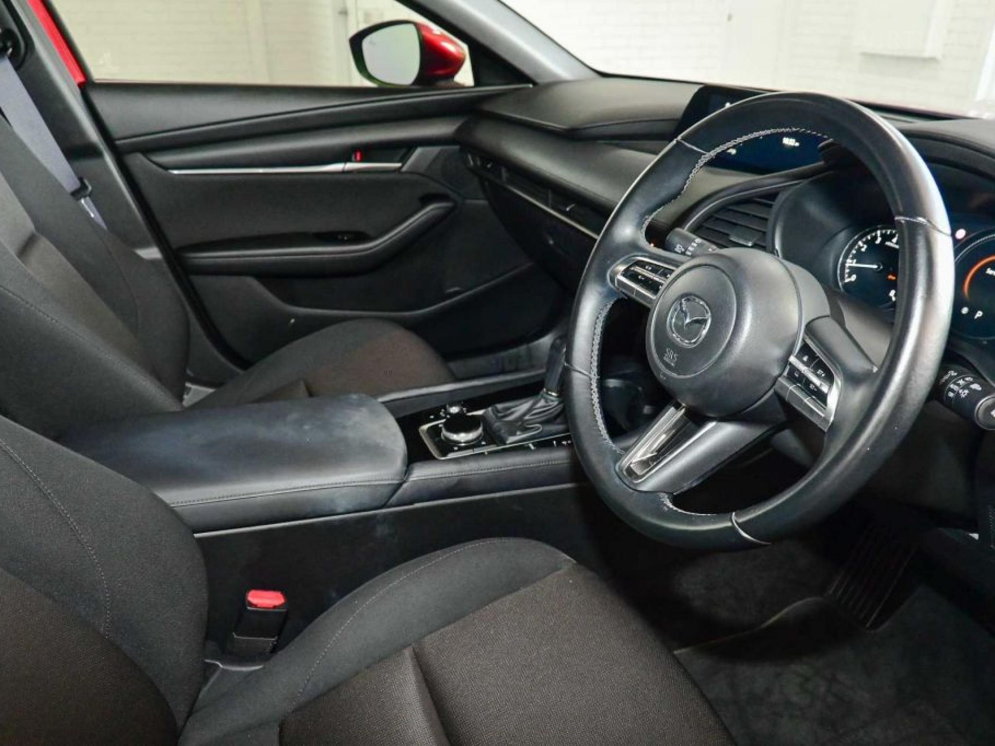 MAZDA MAZDA3
