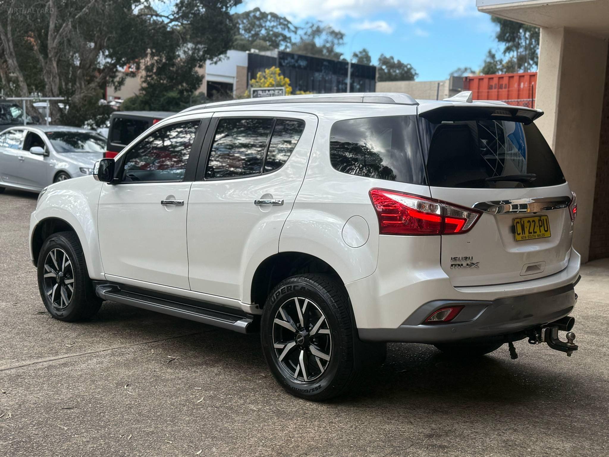 ISUZU MU-X